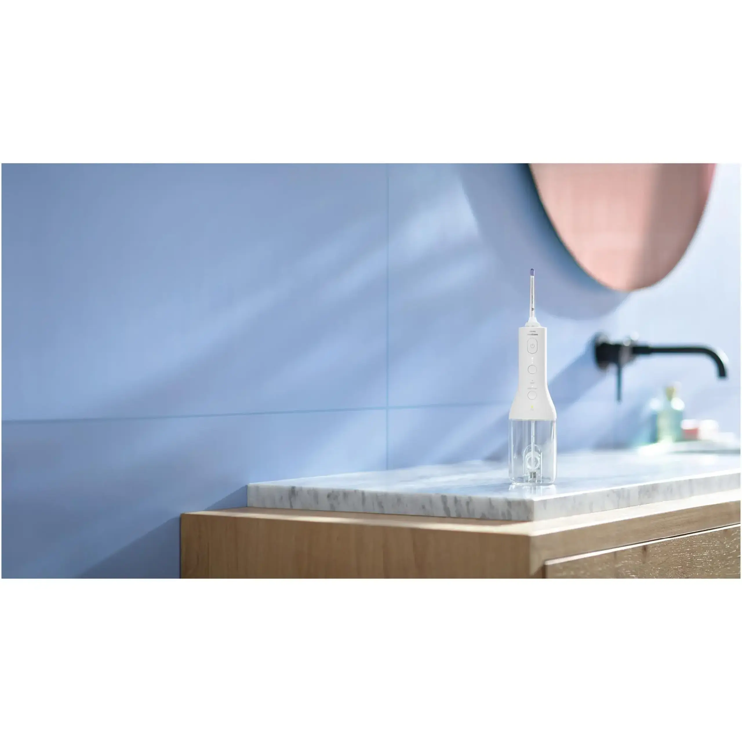 Aparat de curatare interdentara Philips Sonicare Power Flosser HX3826/31, tehnologie QuadStream, 2 capete de curatare, 2 moduri de curatare, 3 niveluri de intensitate, husa, Alb