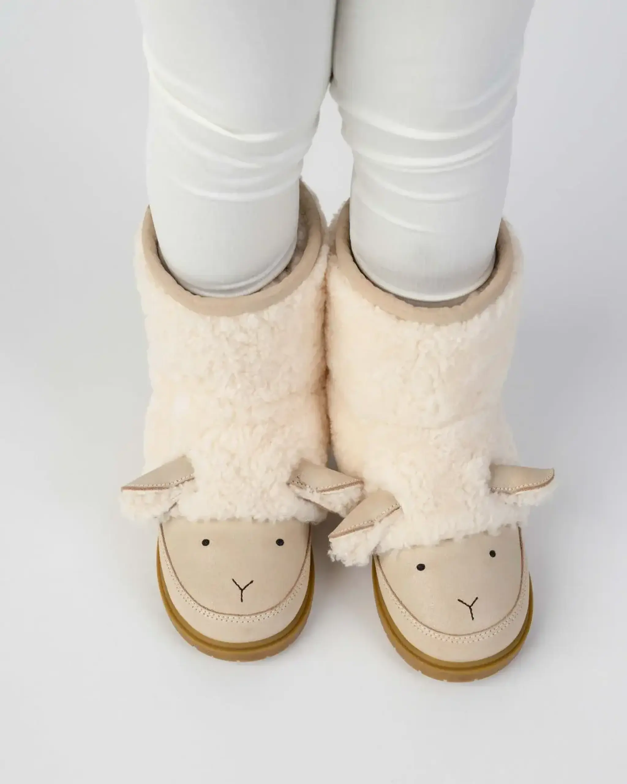 Ghete Wadou Mielușel, Off White Curly Sheep Wool — Donsje - 26