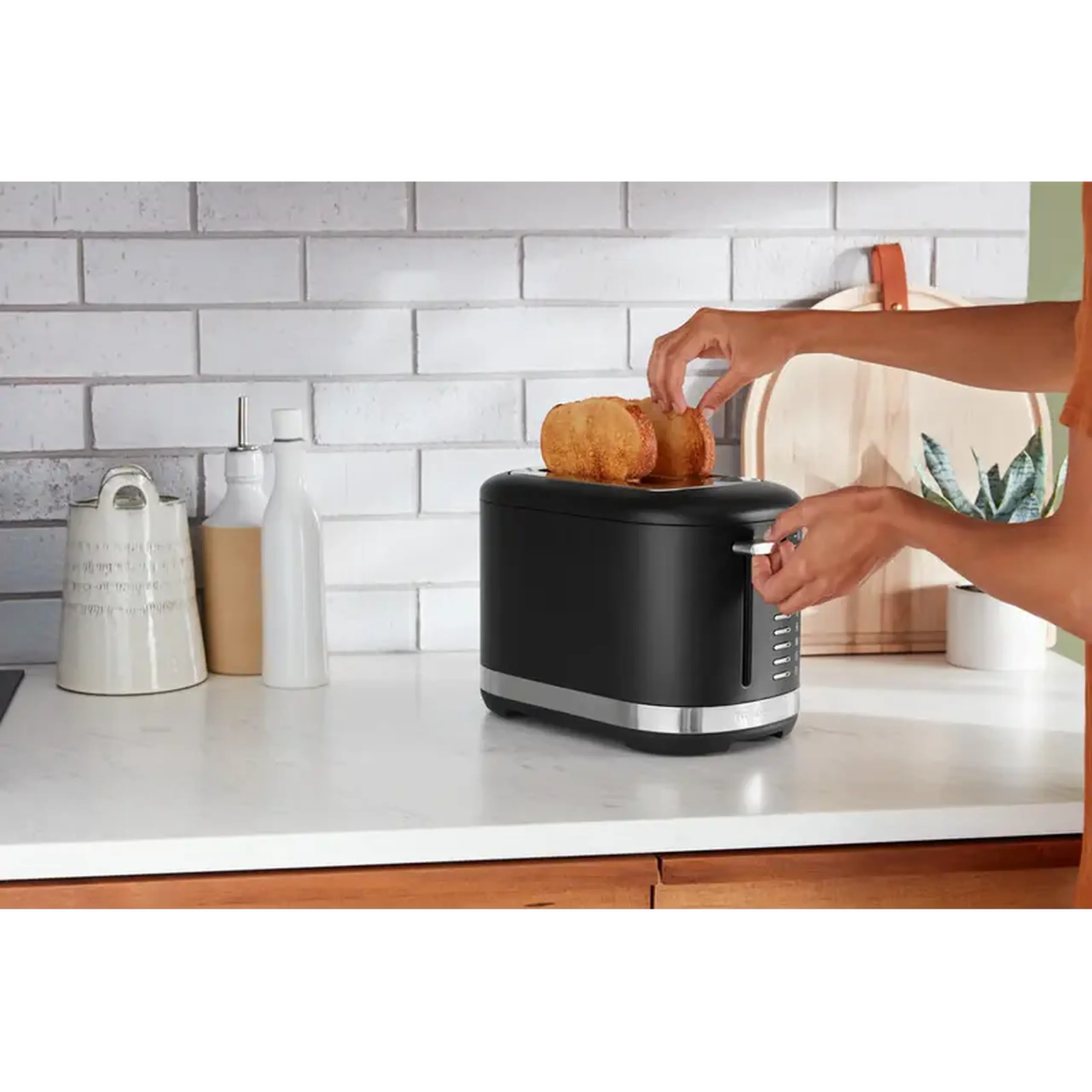 Toaster KitchenAid 5KMT2109EBM, Negru