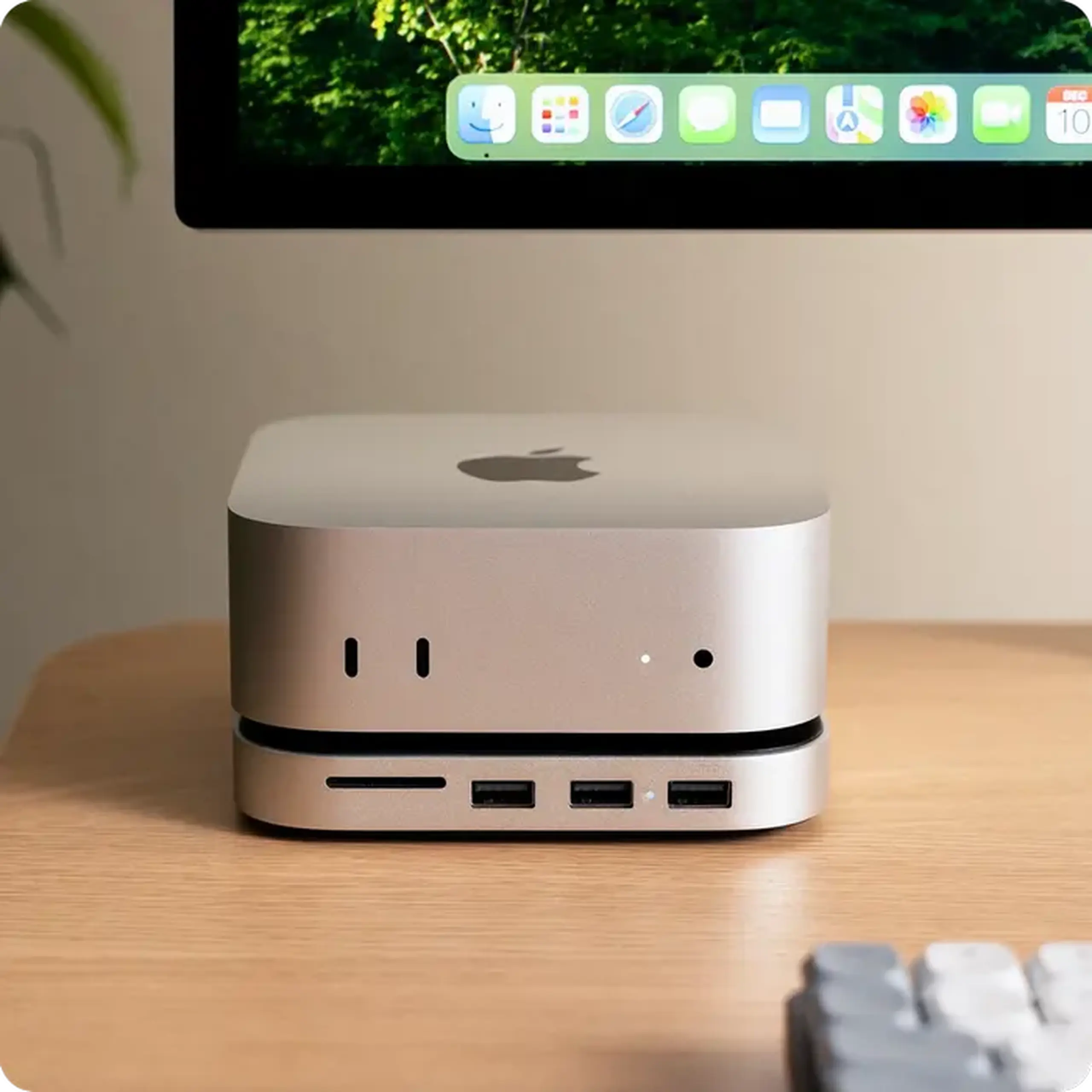 Adaptor Hub Satechi Mac Mini M4 Stand & Hub, Argintiu