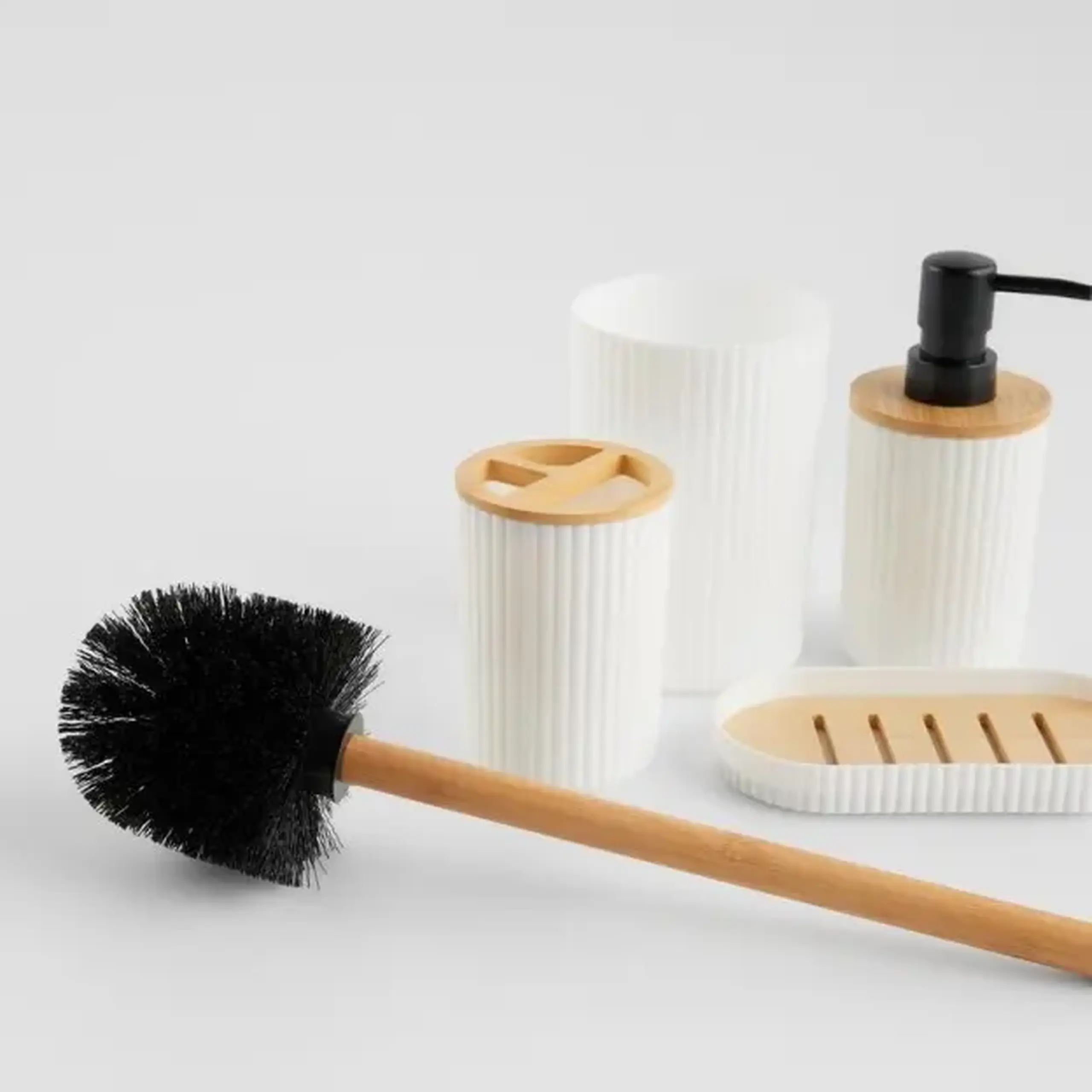 Set pentru baie GARDELIA