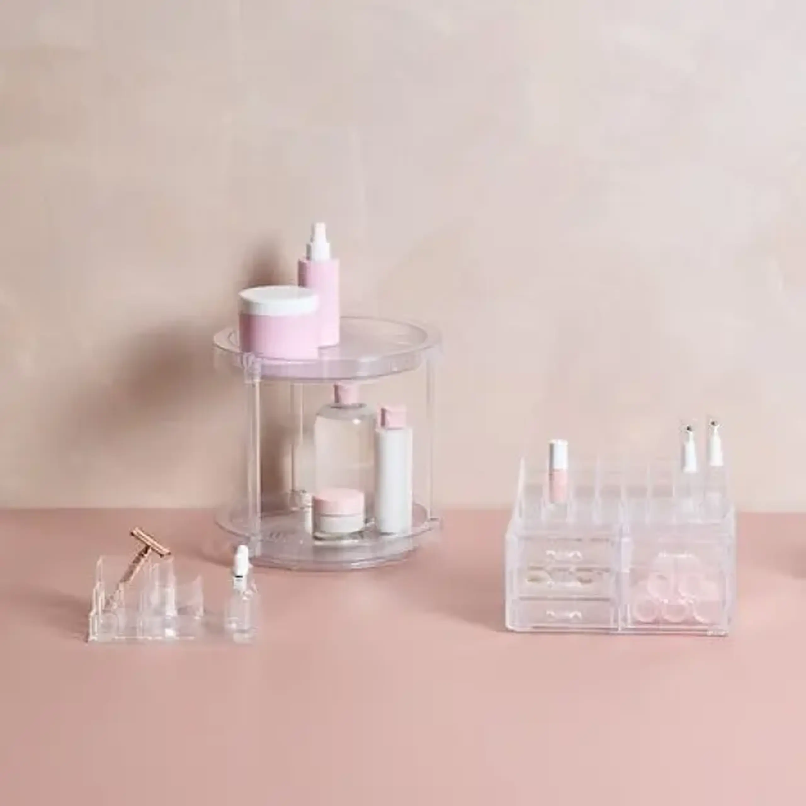 ORGANIZATOR