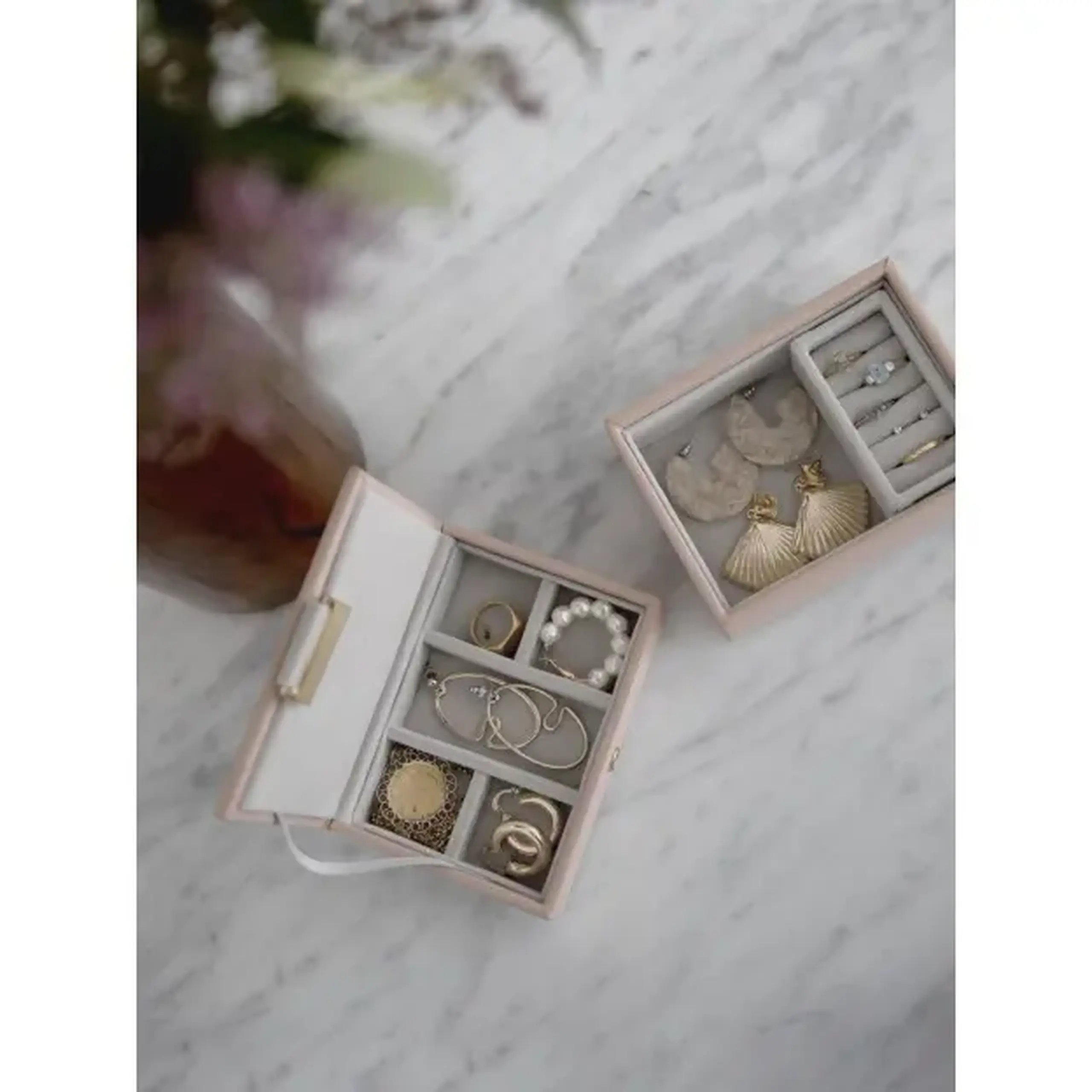 Set 2 cutii pentru bijuterii mini pudra