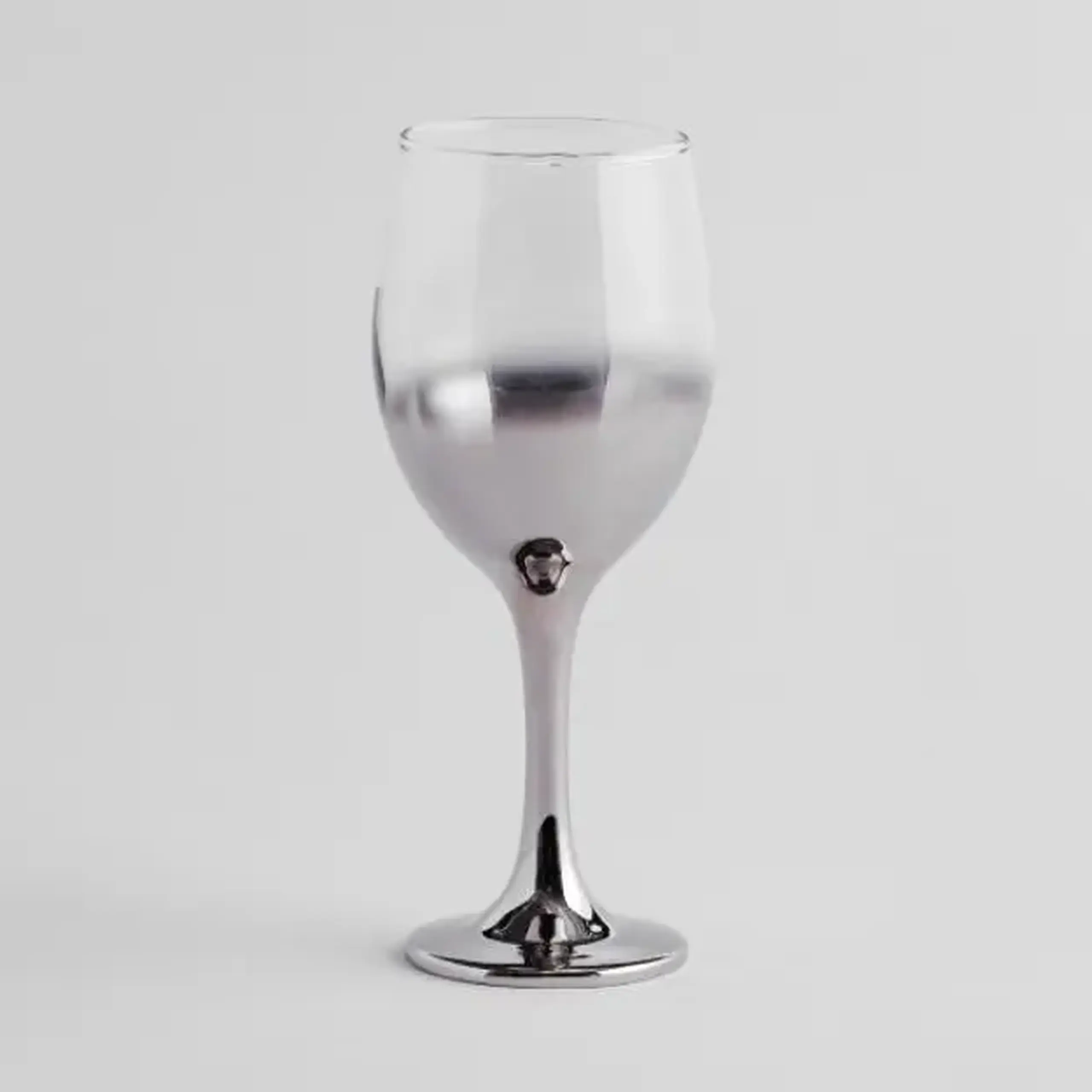 Pahar vin ISELUT