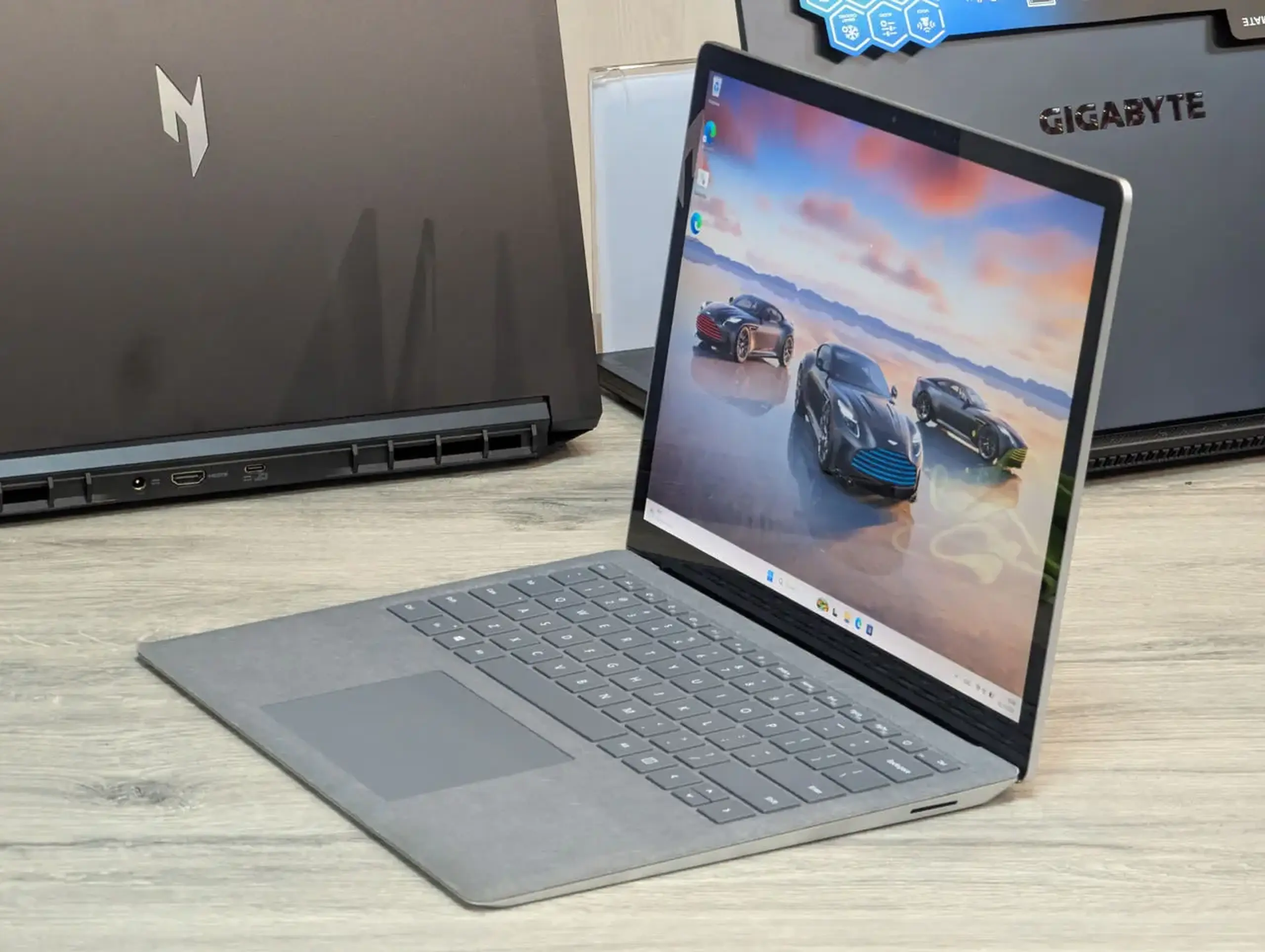 Microsoft Surface Laptop 3 | Intel Core i5-1035G7 | 8GB | 256GB | 13.5" 2K Touch