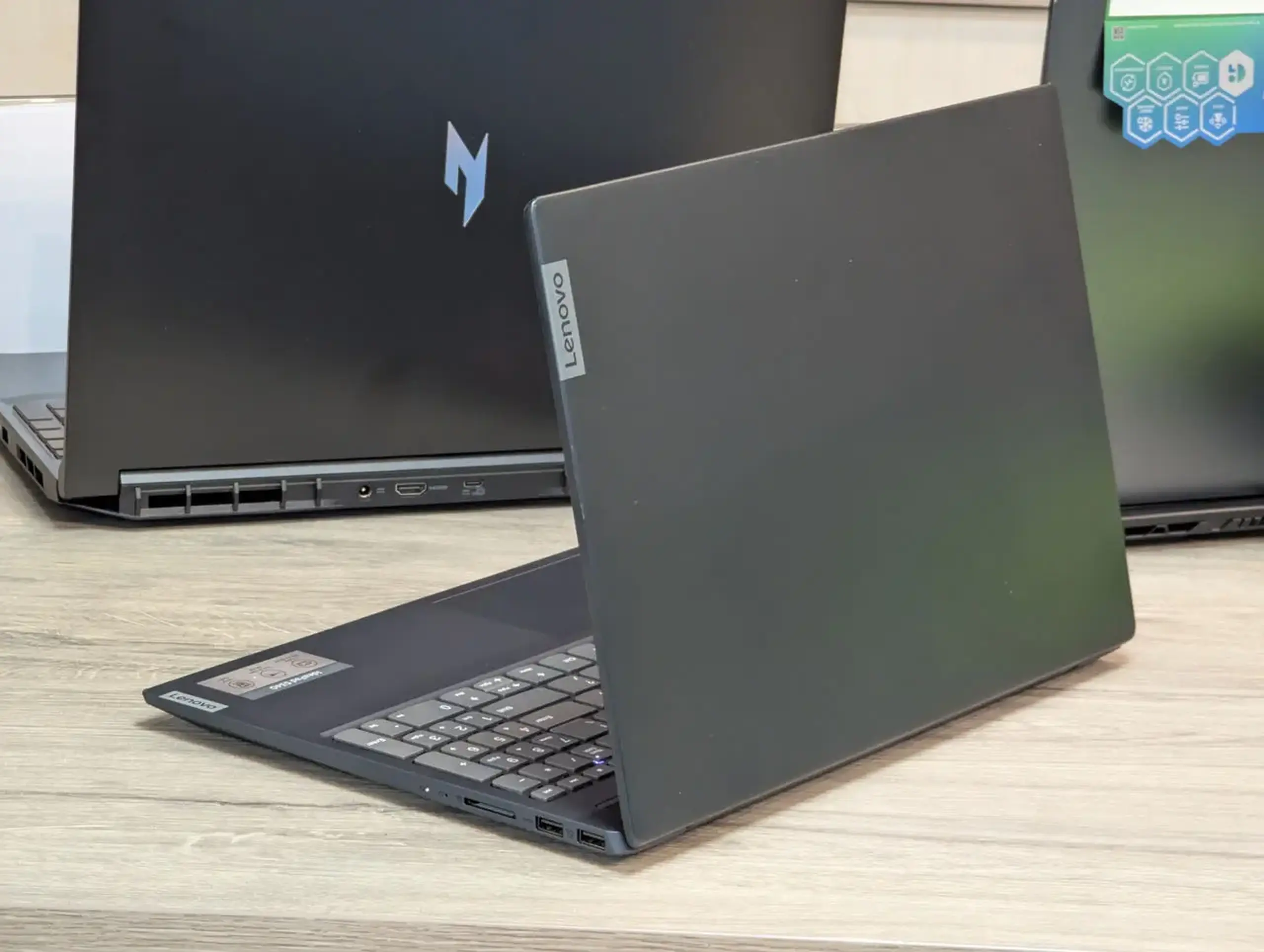 Ca nou! Lenovo IdeaPad 3 15ADA05 | AMD Ryzen 5 3500U | 8GB | 128GB SSD + 320GB HDD