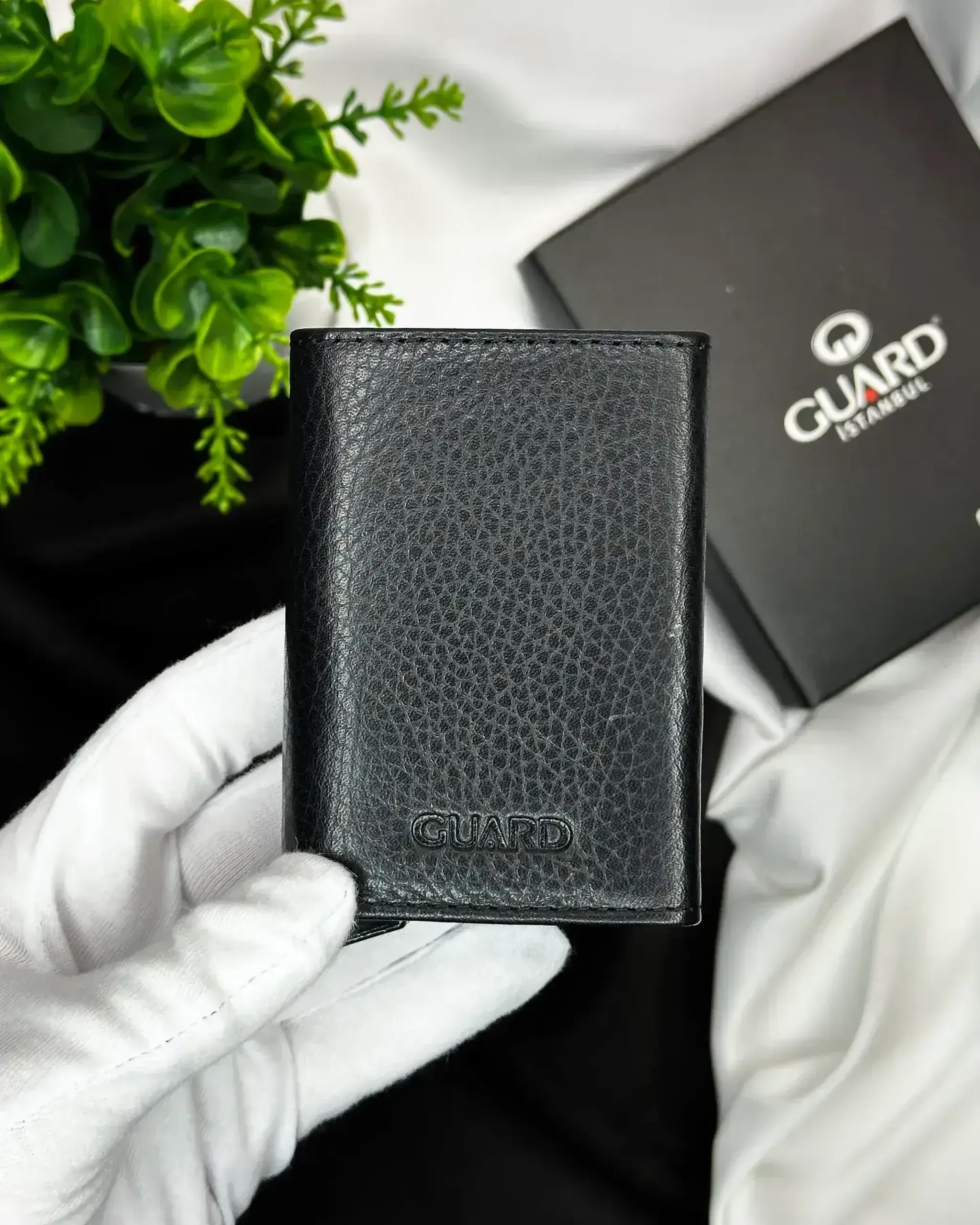 Cardholder Guard 5238N