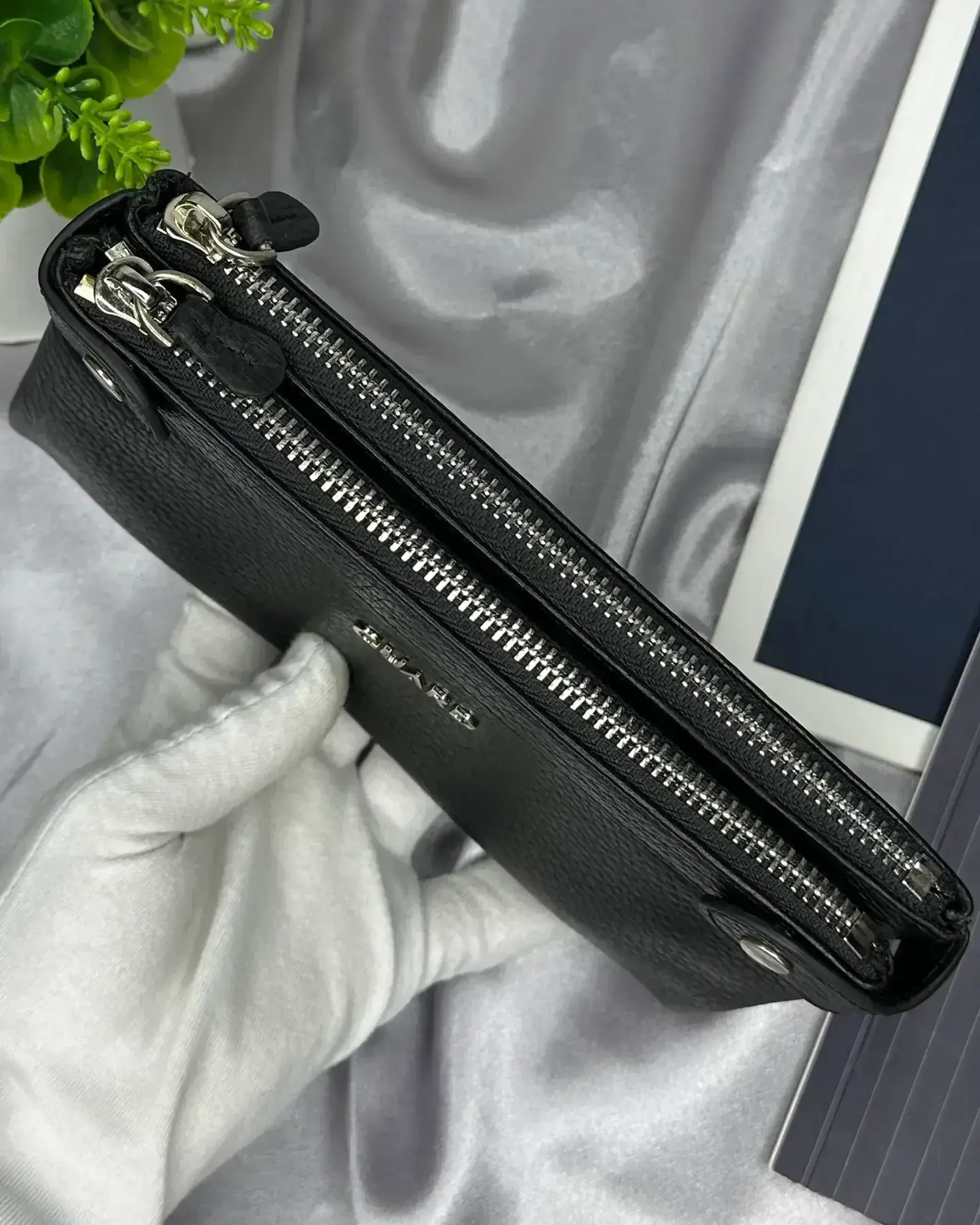 Portmoneul Guard 2250N