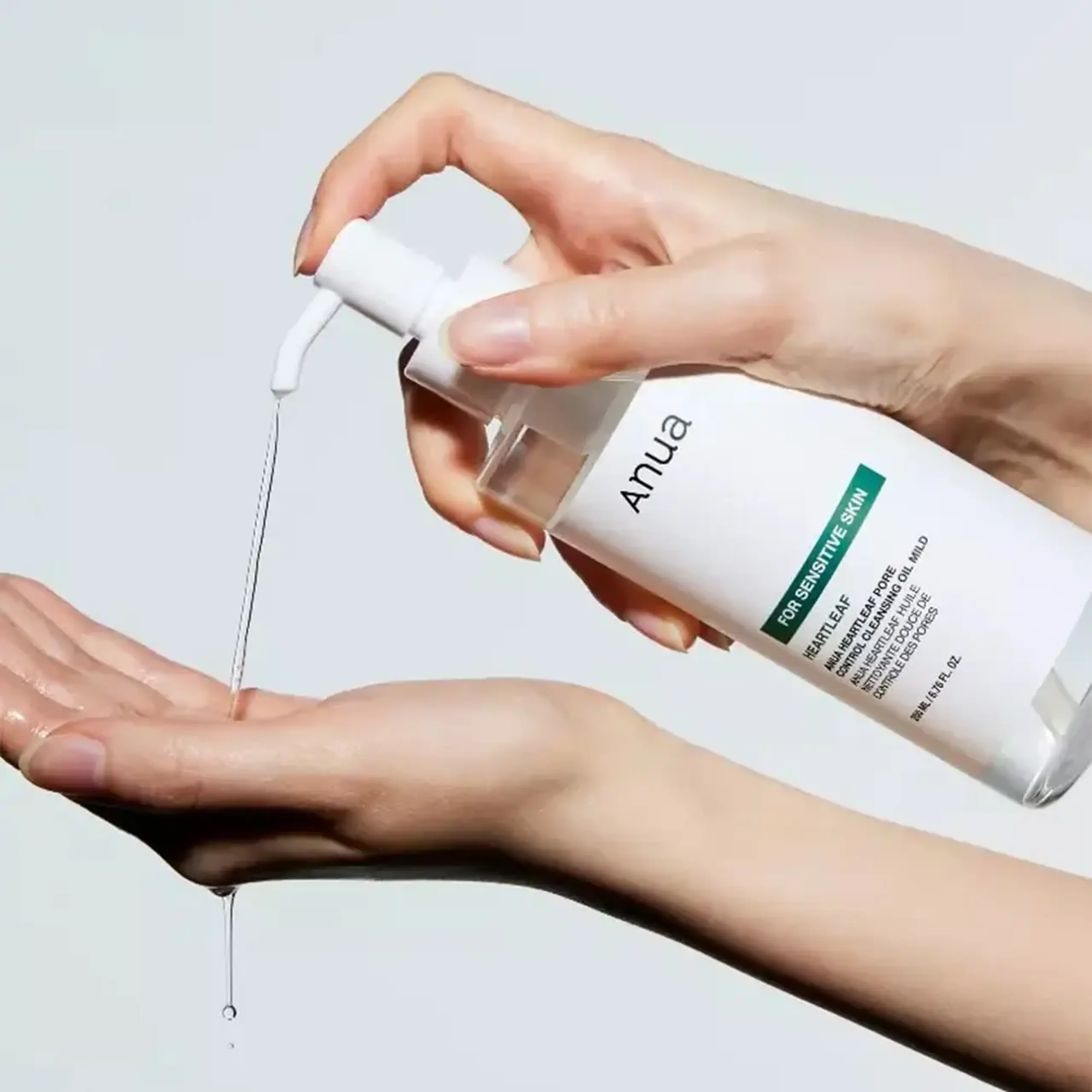 Ulei hidrofil non-comedogenic pentru piele sensibilă Anua - Heartleaf Pore Control Cleansing Oil Mild 200ml