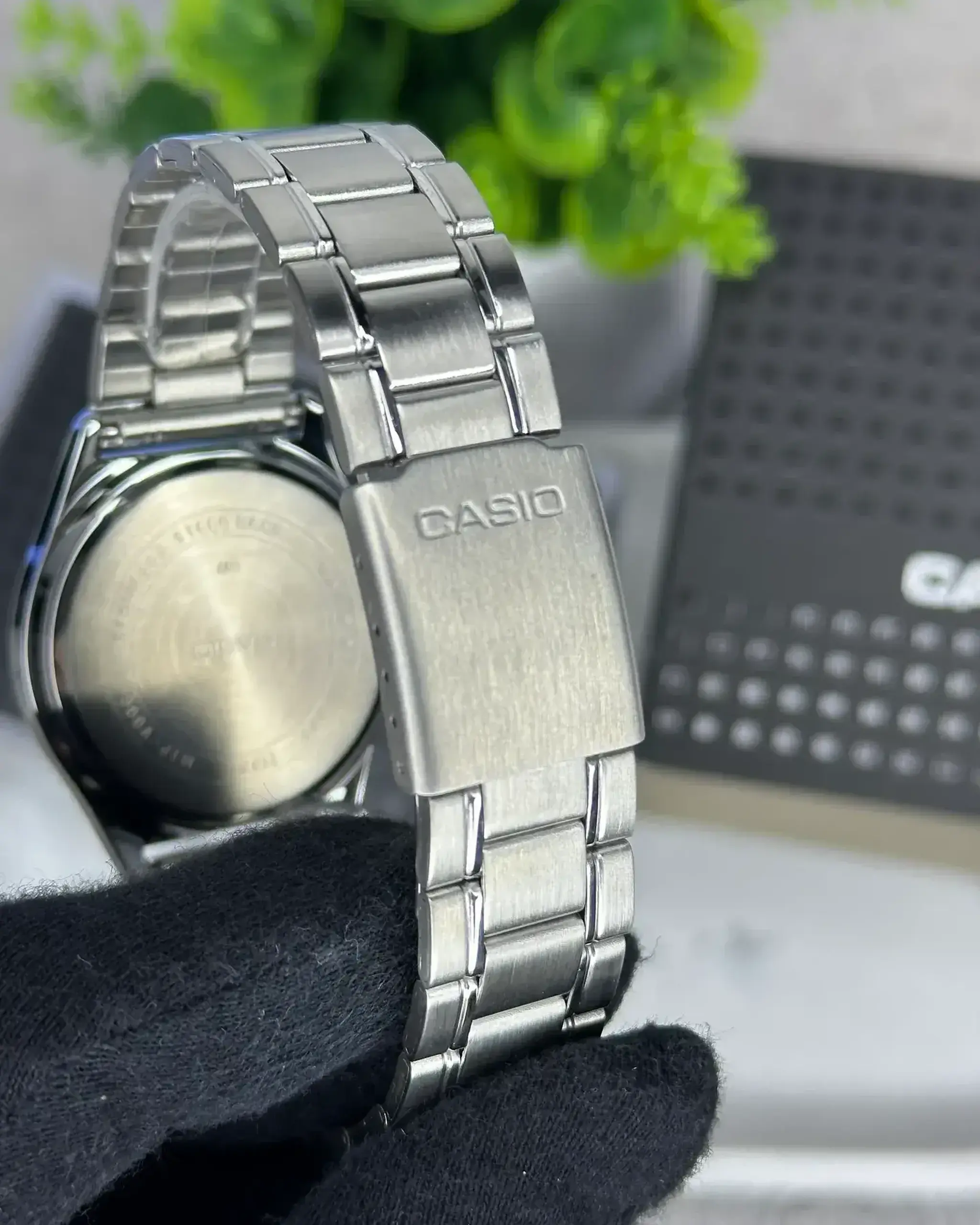 Casio MTP-V006D-7CUDF - Negru Data, Ziua saptamanii