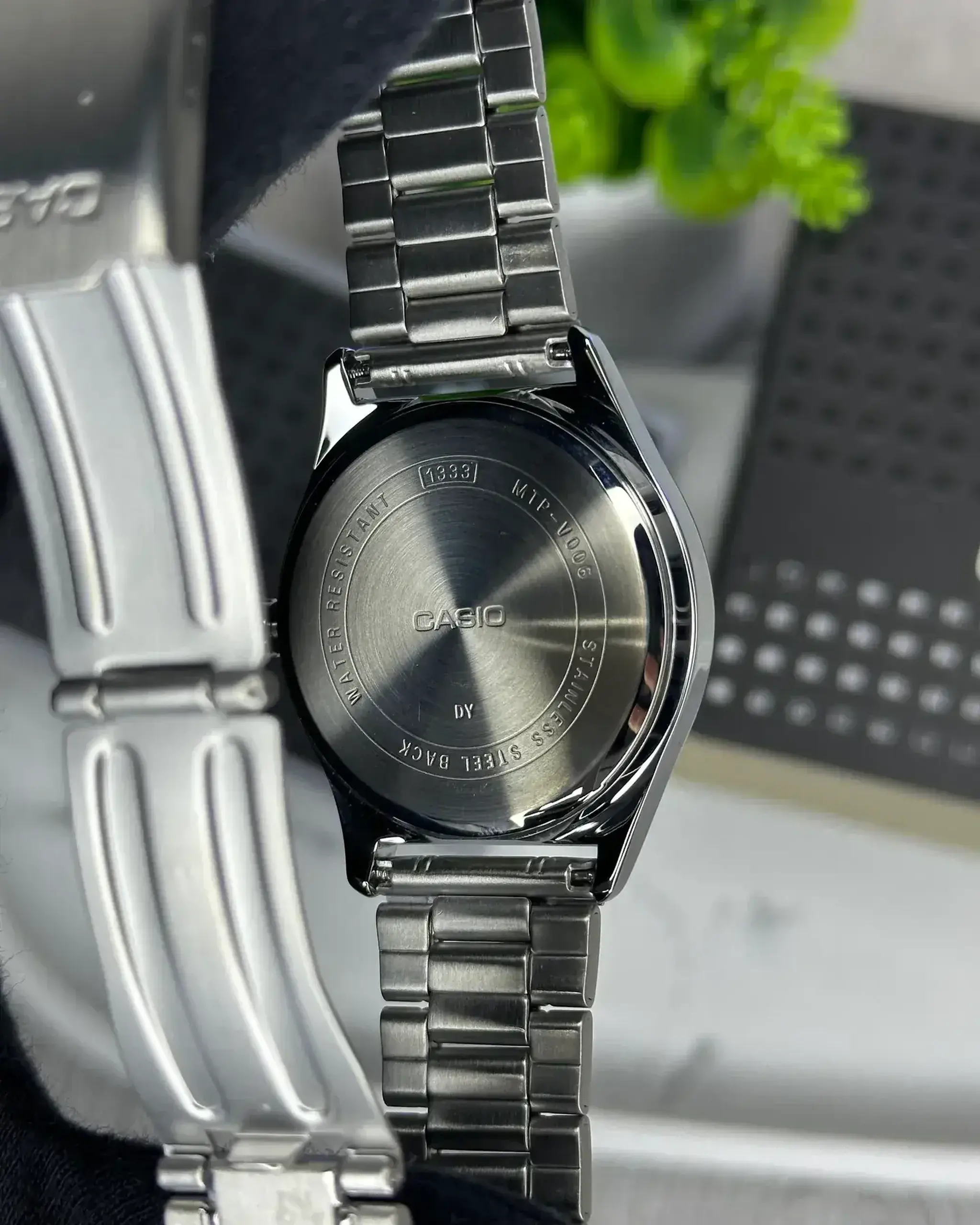 Casio MTP-V006D-7CUDF - Negru Data, Ziua saptamanii