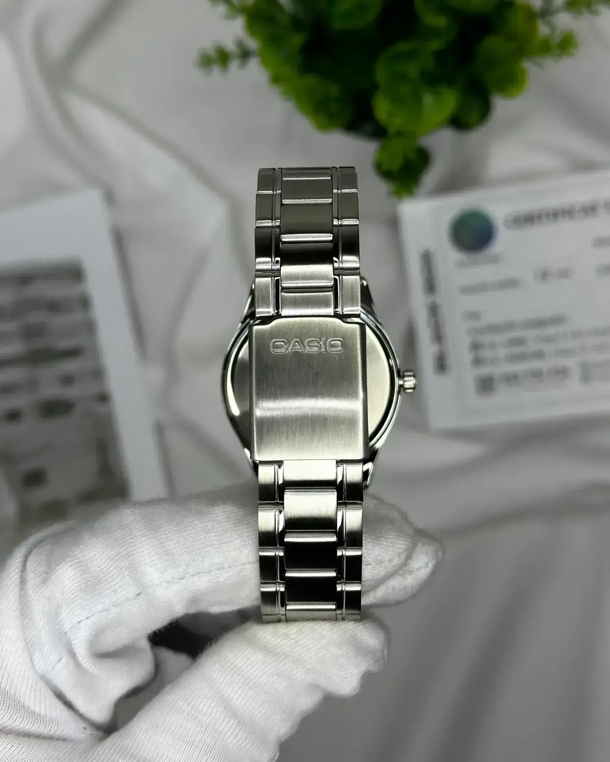 Casio MTP-V006D-7CUDF - Argintiu Data, Ziua saptamanii
