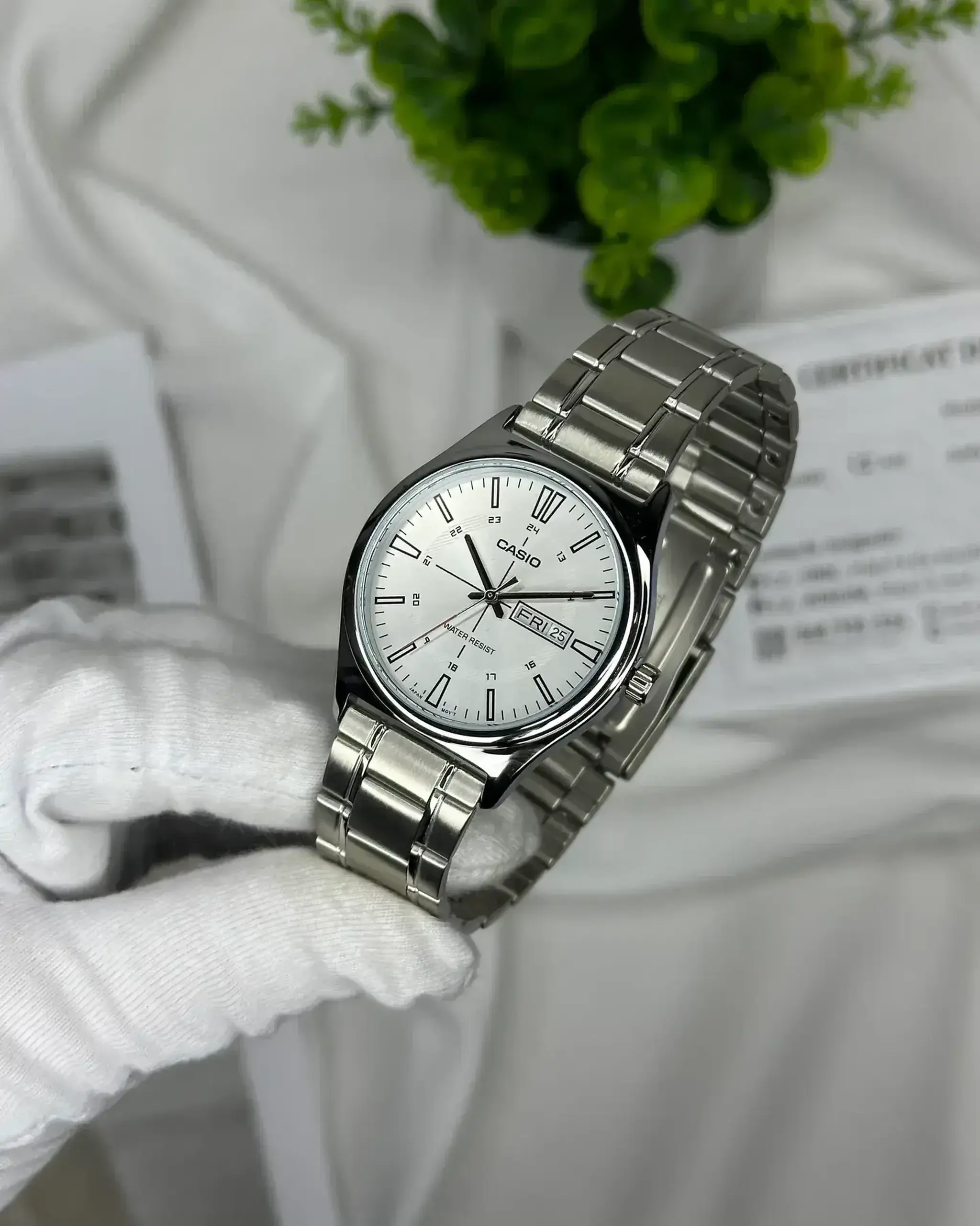Casio MTP-V006D-7CUDF - Argintiu Data, Ziua saptamanii