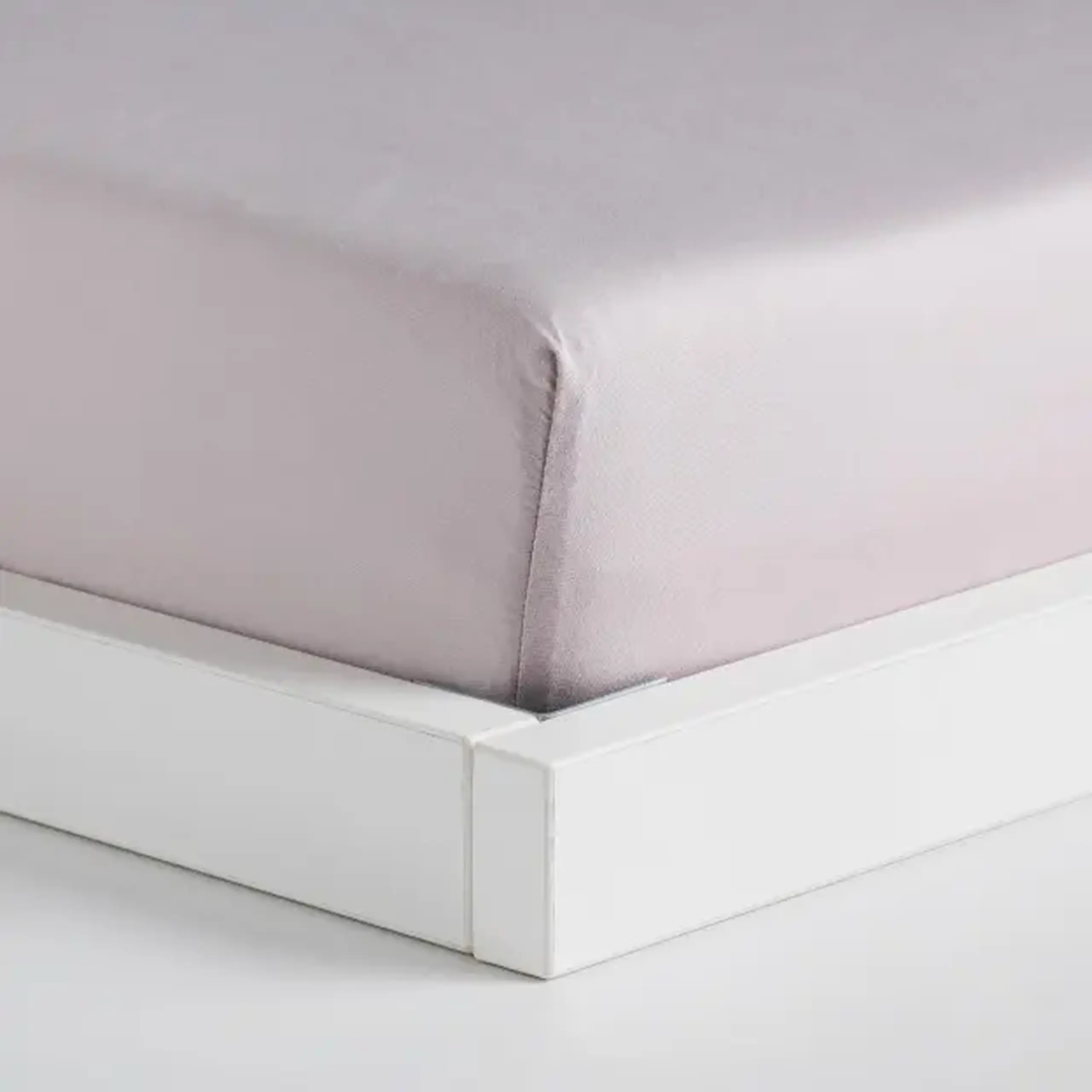 Cearșaf din bumbac satinat cu elastic Satinette 180x200x25 cm