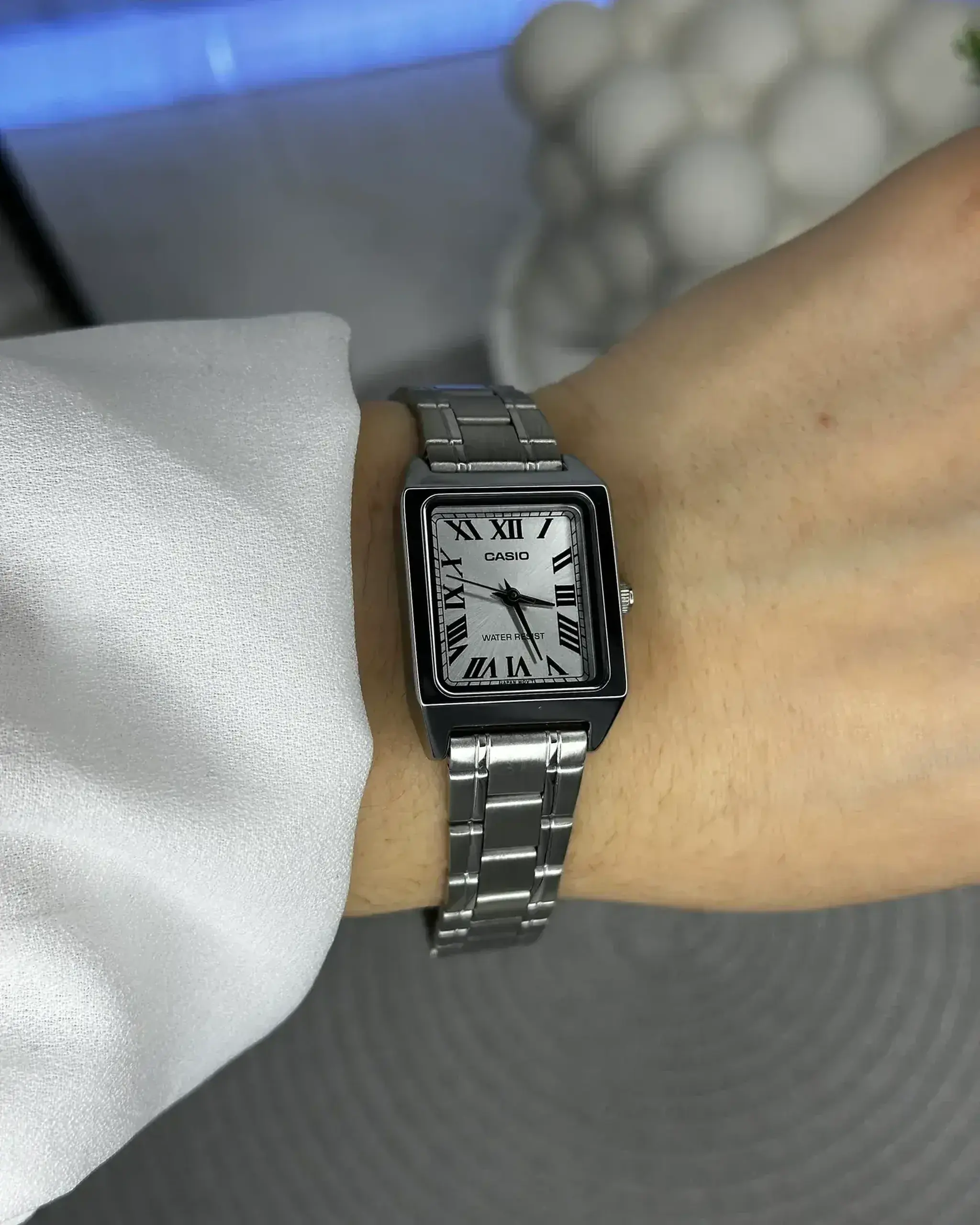 Casio LTP-V005D-2BUDF - Alb 31 × 22 × 7.5 mm