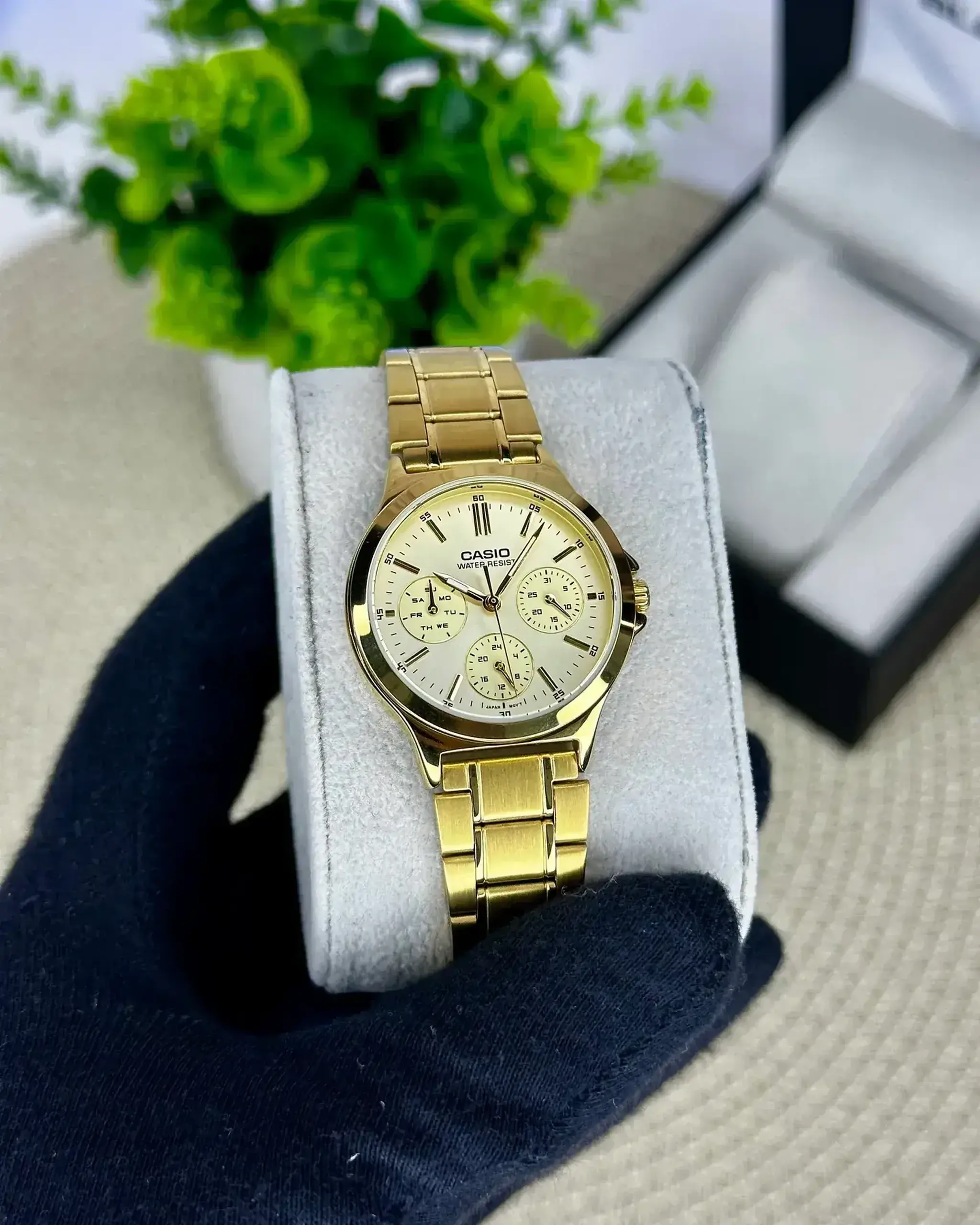 Casio LTP-V300G-9AUDF