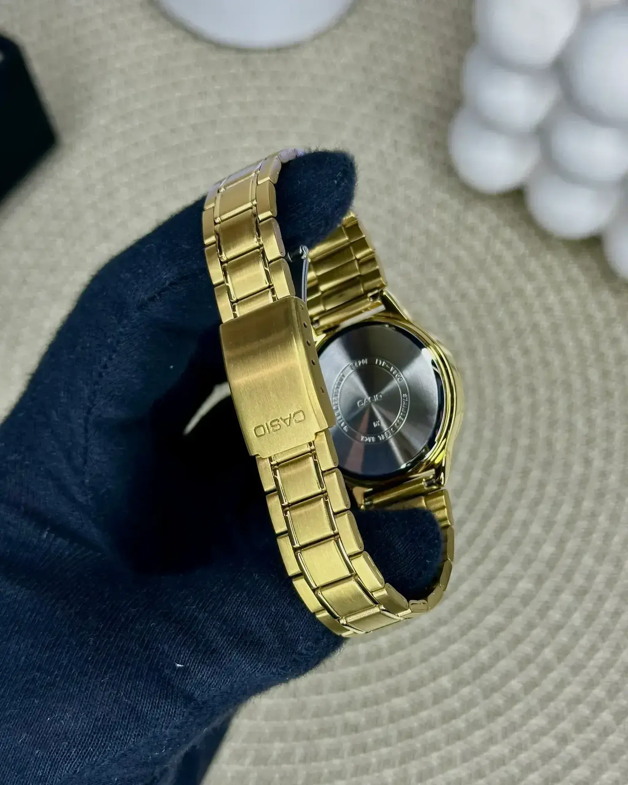 Casio LTP-V300G-9AUDF