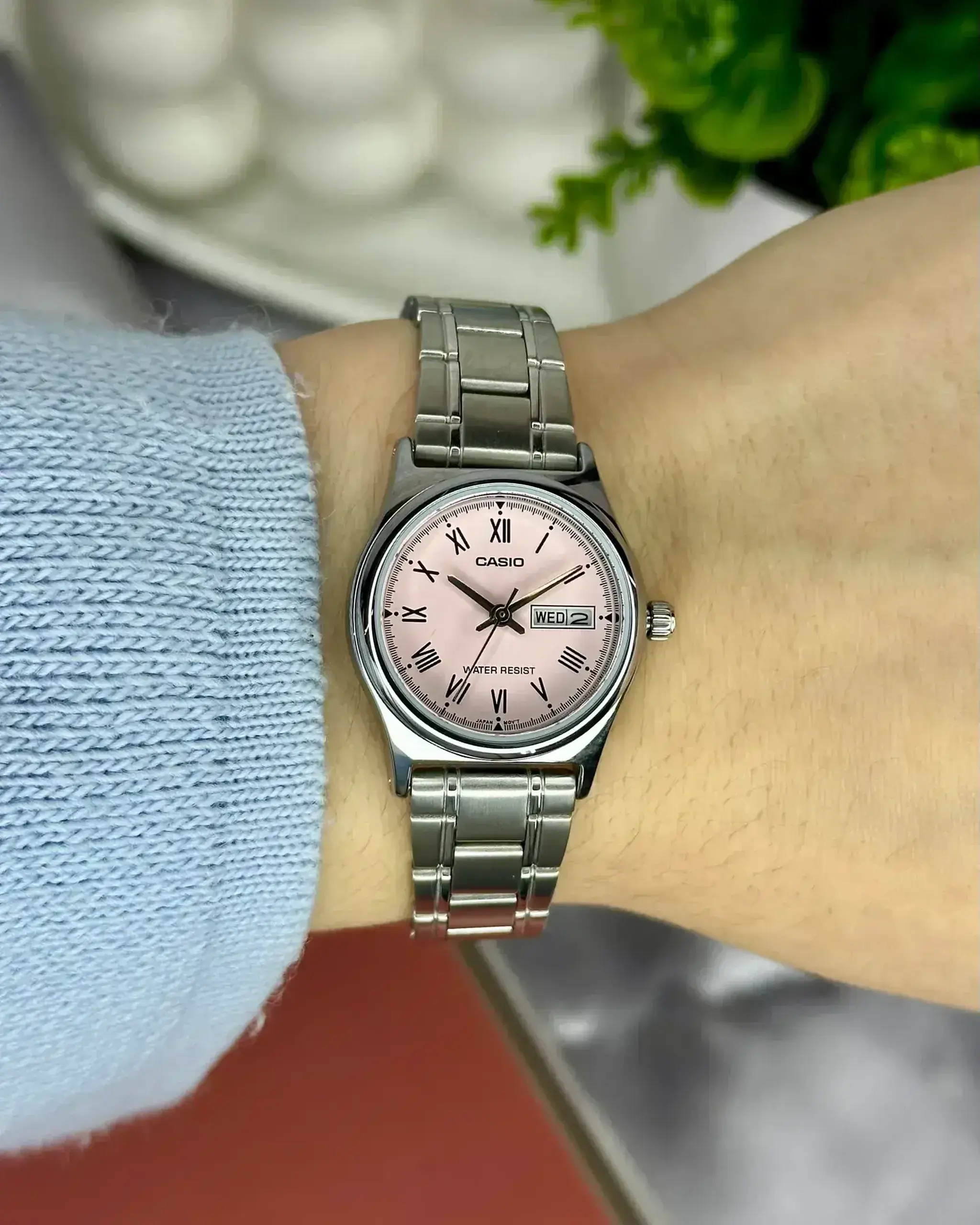 Casio LTP-V005D-2BUDF - Roz 30.4 × 25 × 9.2 mm