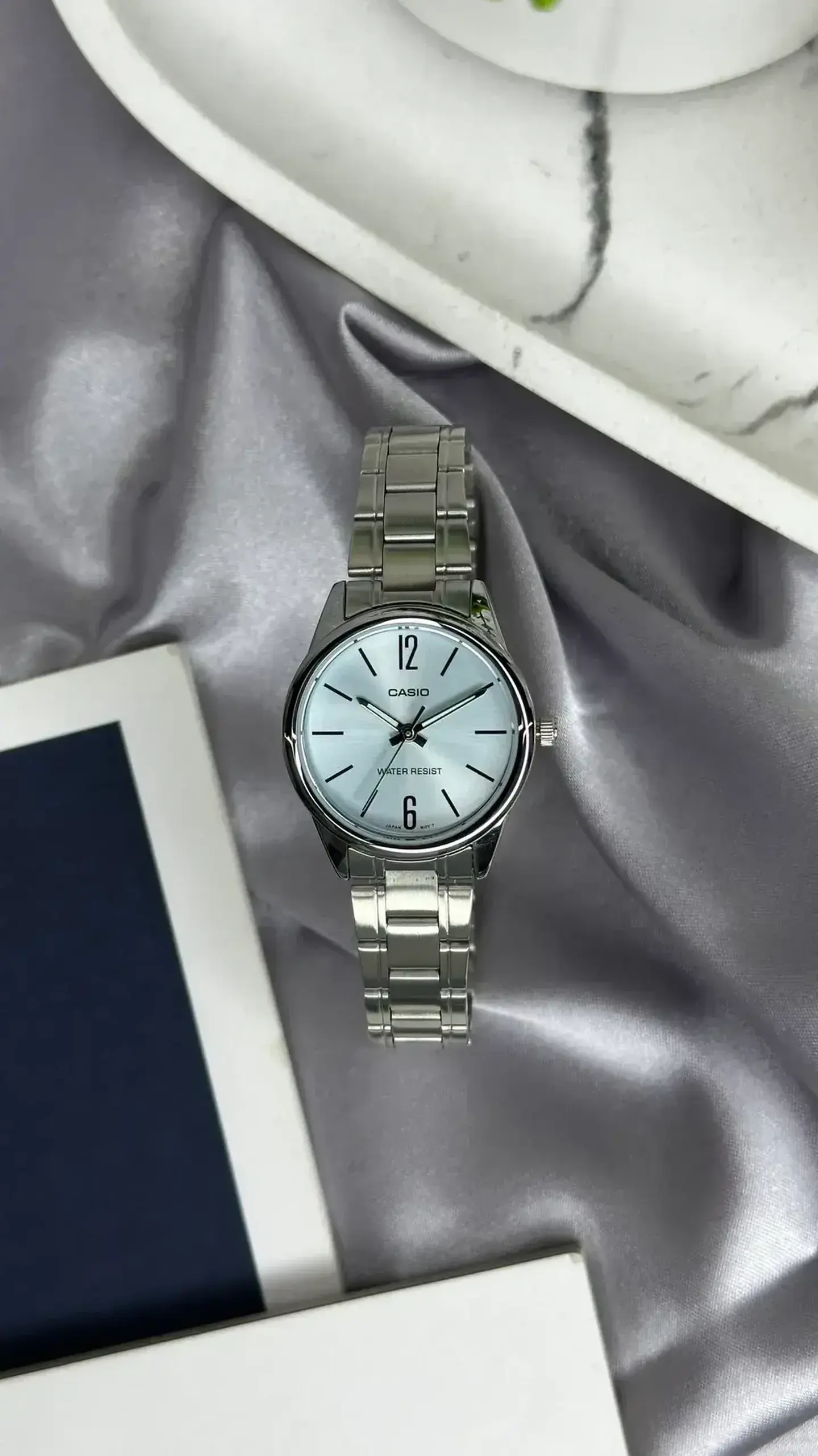 Casio LTP-V005D-2BUDF - Albastru 34 × 28.2 × 7.5 mm