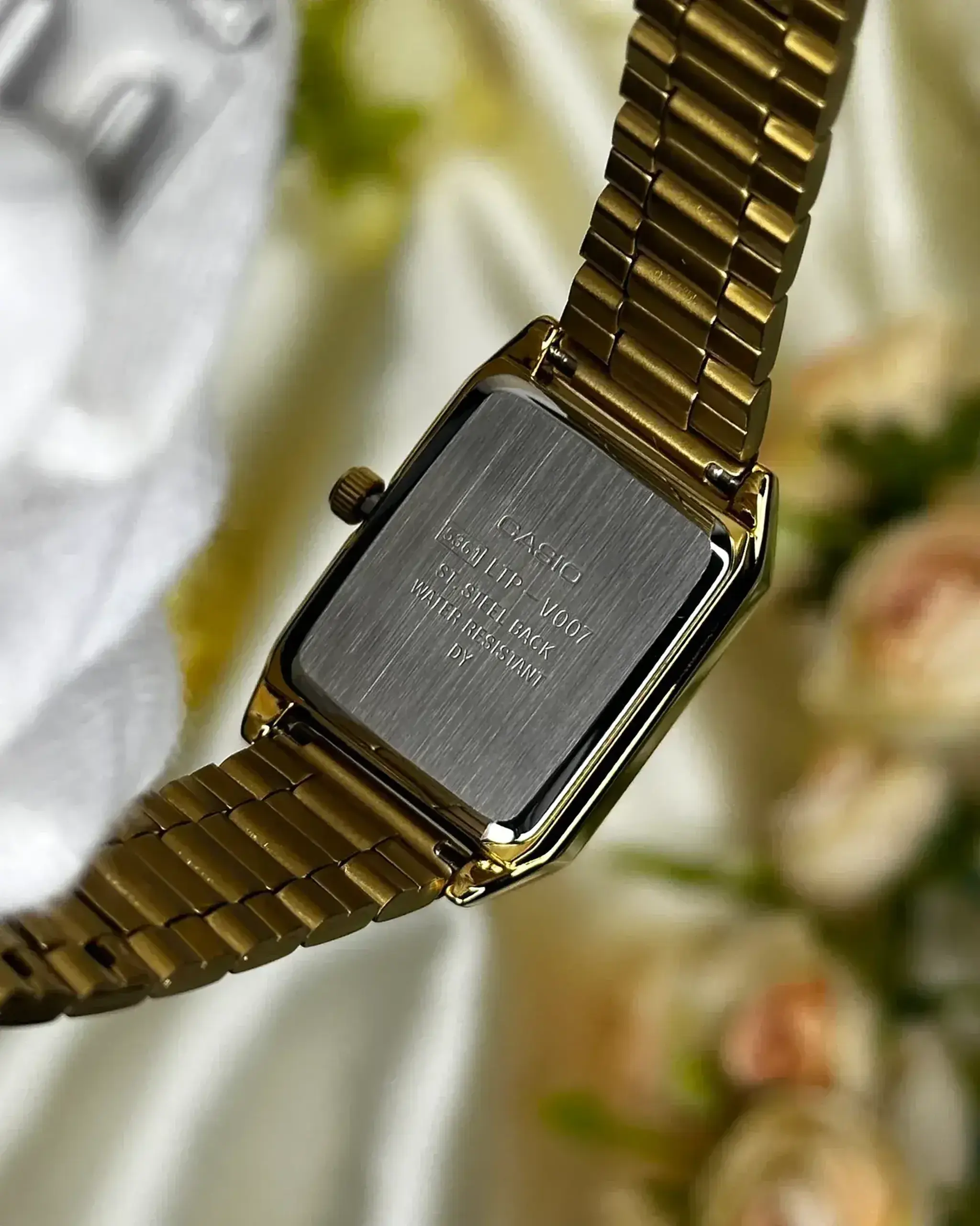 Casio LTP-V005G-7BUDF - Forma cadranului Dreptunghiular