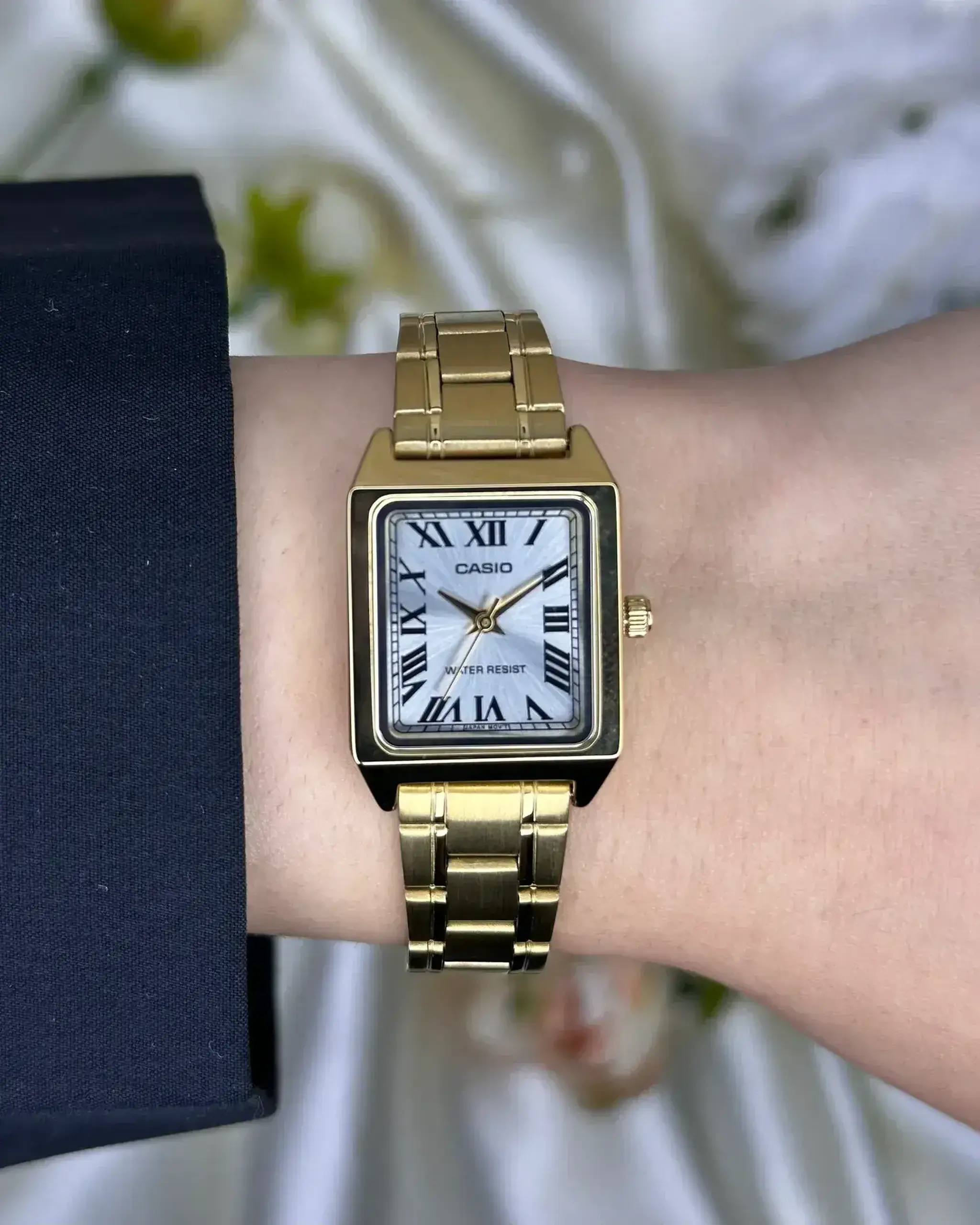 Casio LTP-V005G-7BUDF - Forma cadranului Dreptunghiular