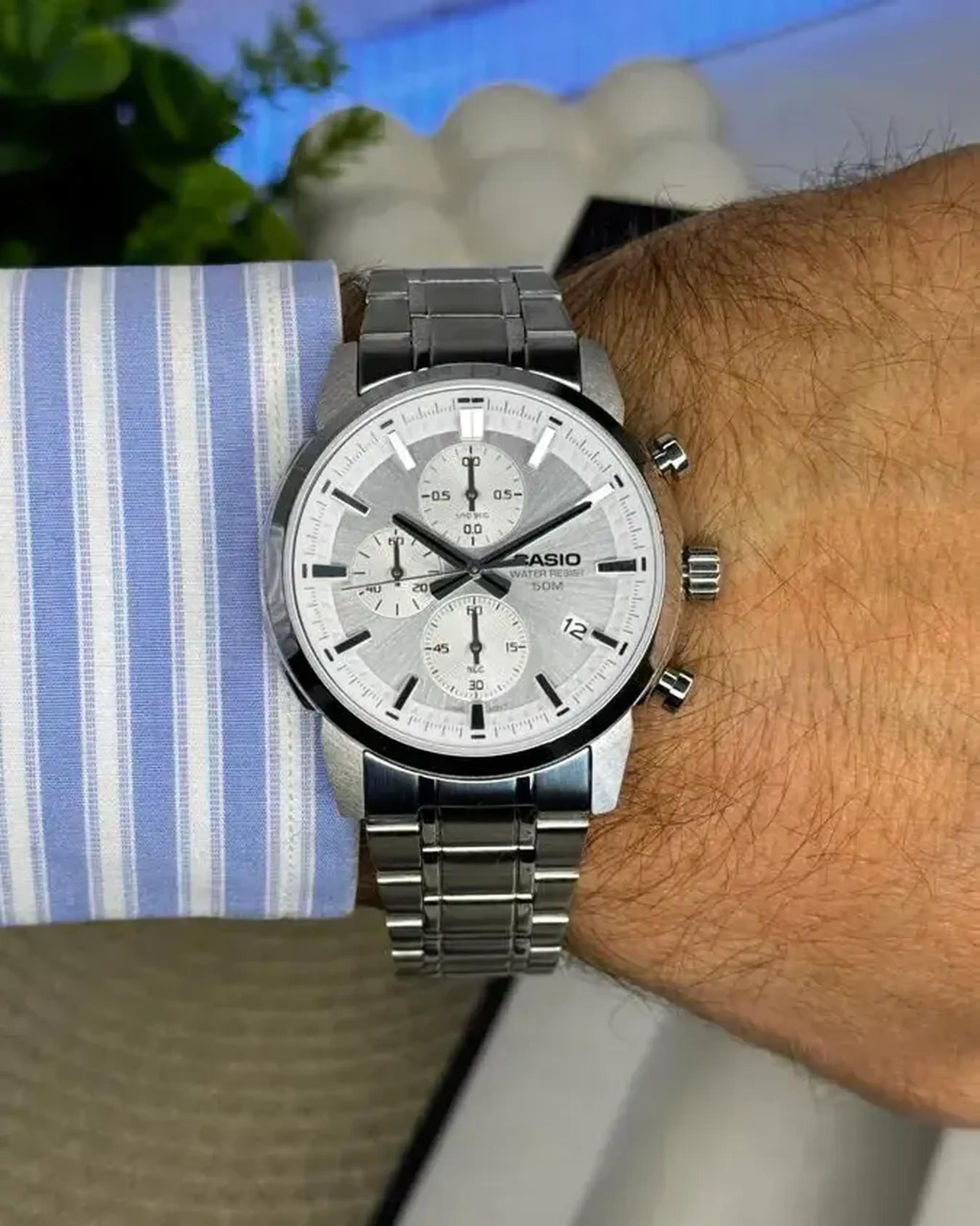 Casio MTP-E725D-3AVDF - Alb / Argintiu deschis Data, Cronometru