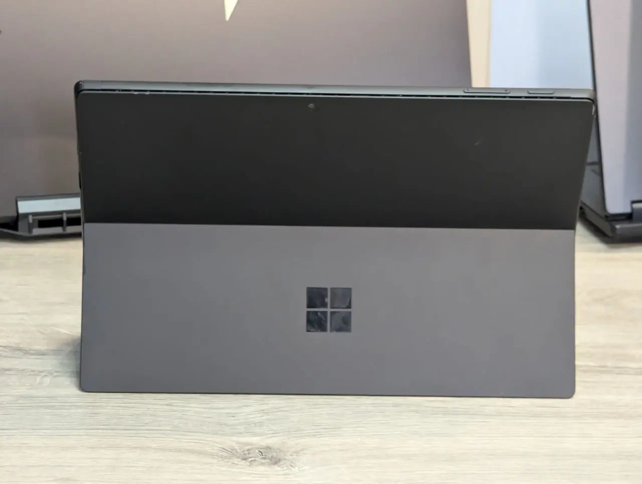 Microsoft Surface Pro 7 | i7-1065G7 | 16GB Ram | 512GB | 12.3" Touch