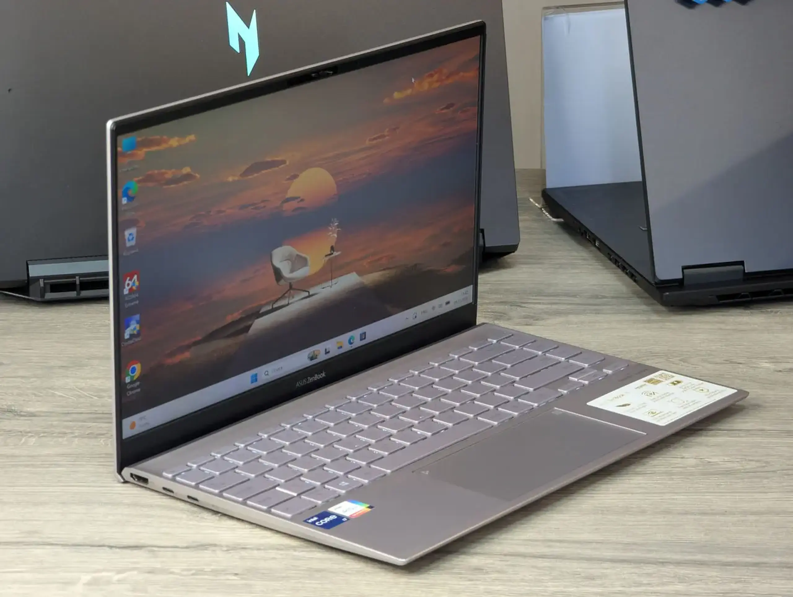 Ca nou! ASUS ZenBook 14 UX425EA | i7-1165G7 | 16GB Ram | 512GB | 14"