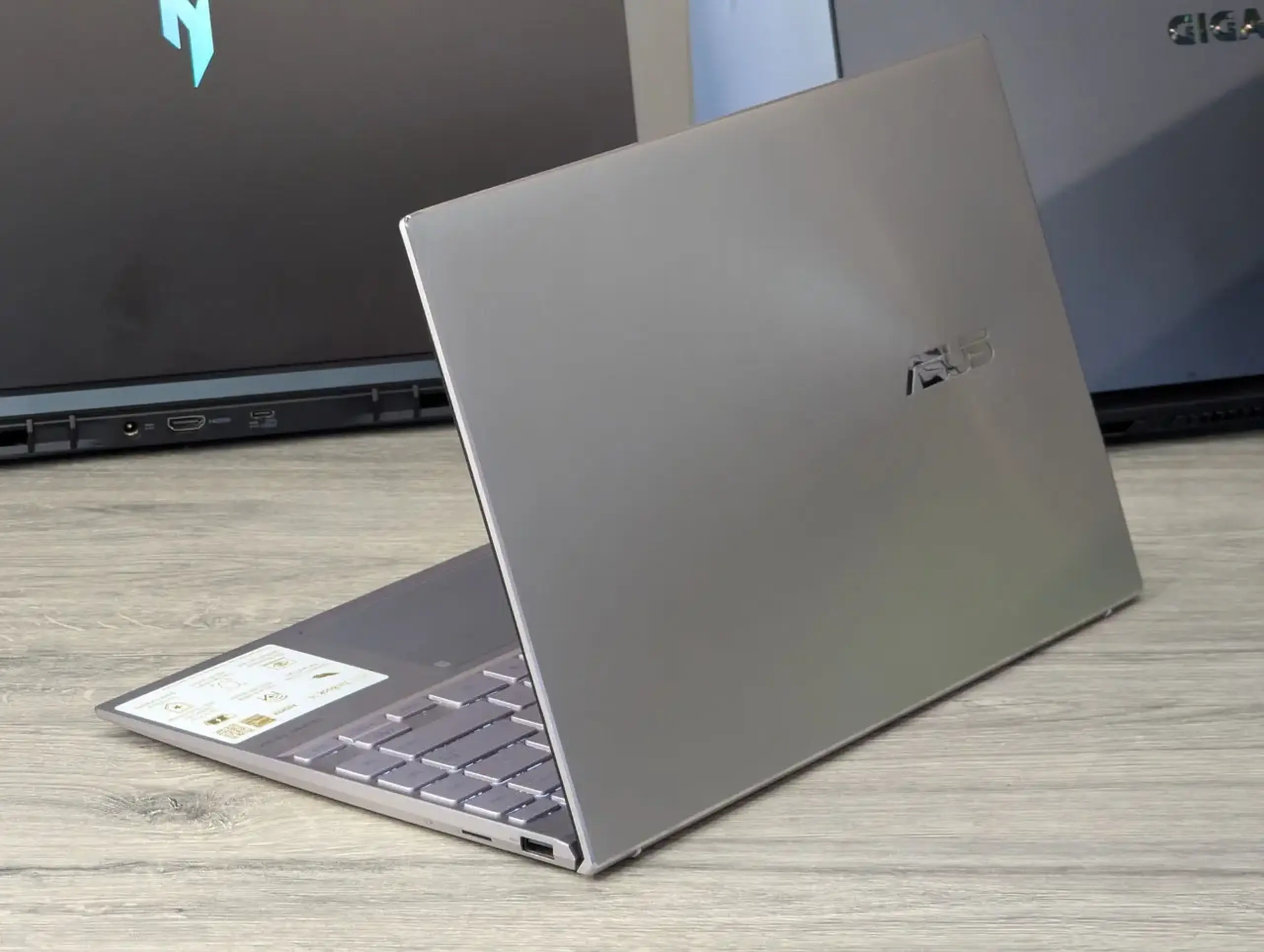 Ca nou! ASUS ZenBook 14 UX425EA | i7-1165G7 | 16GB Ram | 512GB | 14"