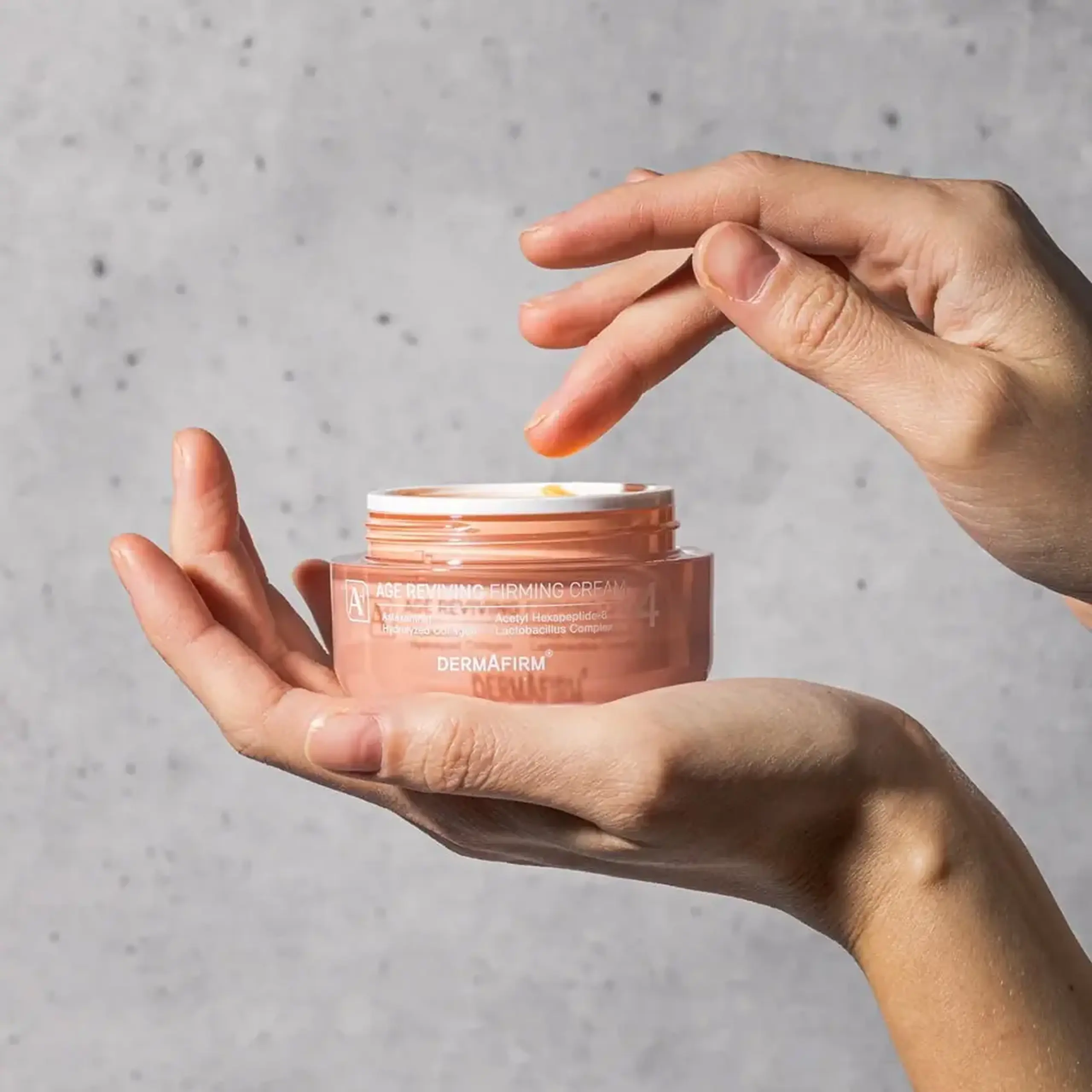 Cremă anti-îmbătrânire cu colagen și adenozină Dermafirm Age Reviving Firming Cream A4 Dermafirm 50ml
