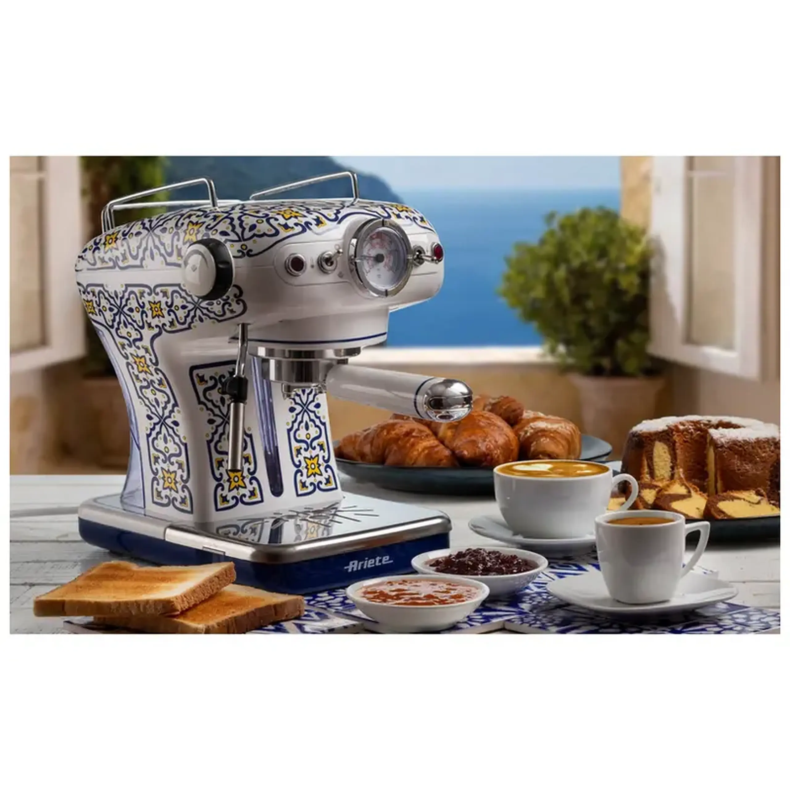 Cafetiera manuala Ariete Capri, 850W, Alb