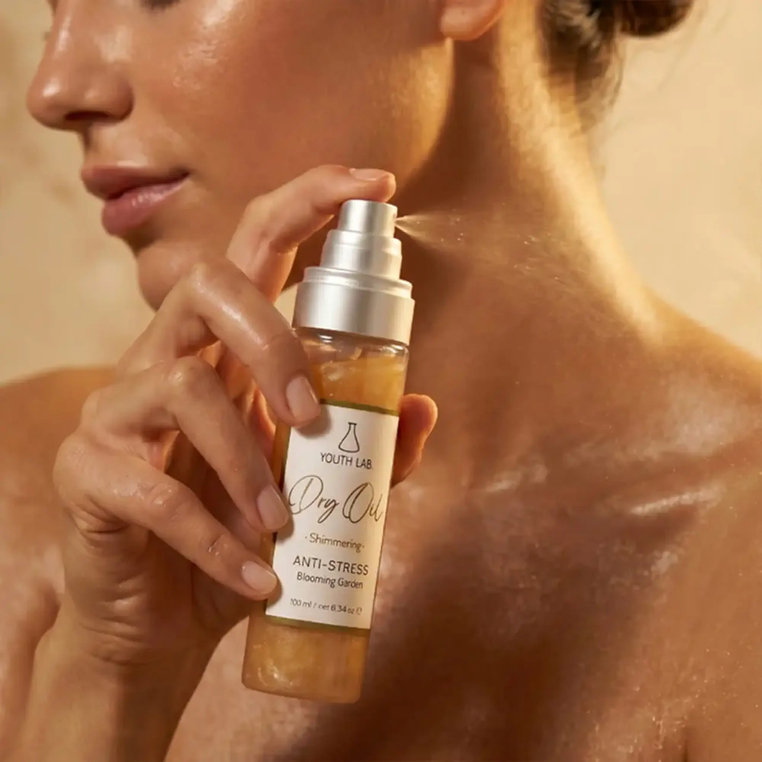 Ulei uscat pentru față și corp cu efect de strălucire Youth Lab Shimmering Dry Oil 100ml For Face, Body &amp; Hair