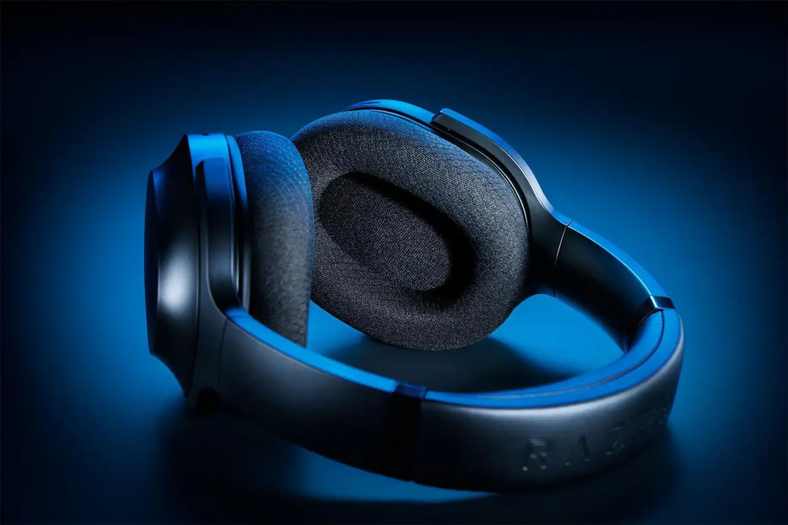 Căști fără fir Razer RZ04-03790100-R3M1 Headset Barracuda