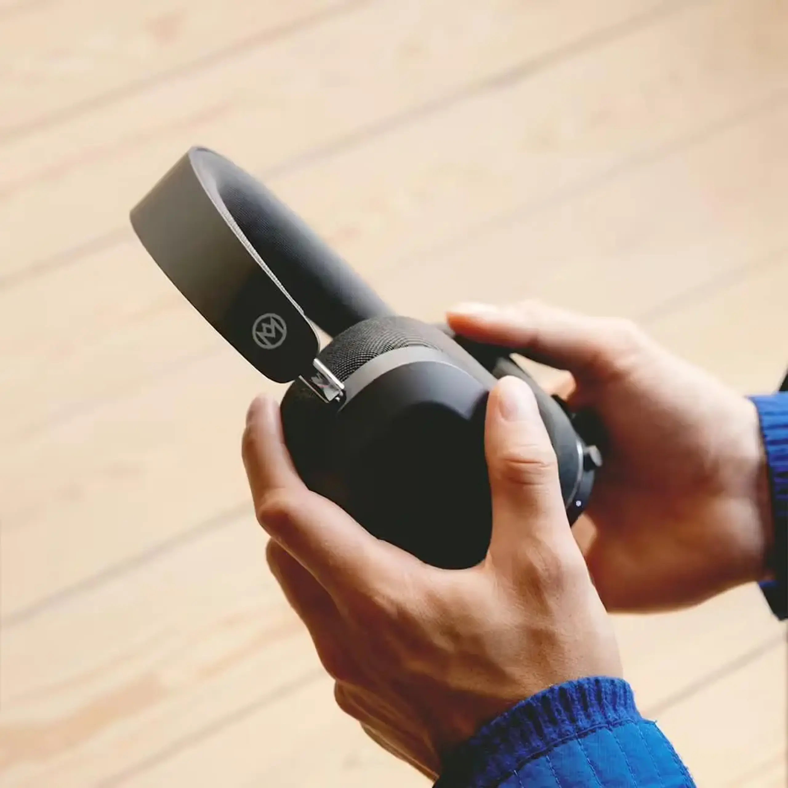 Căști fără fir Mondo by Defunc Headphone Over-ear Sport Edition Graphite
