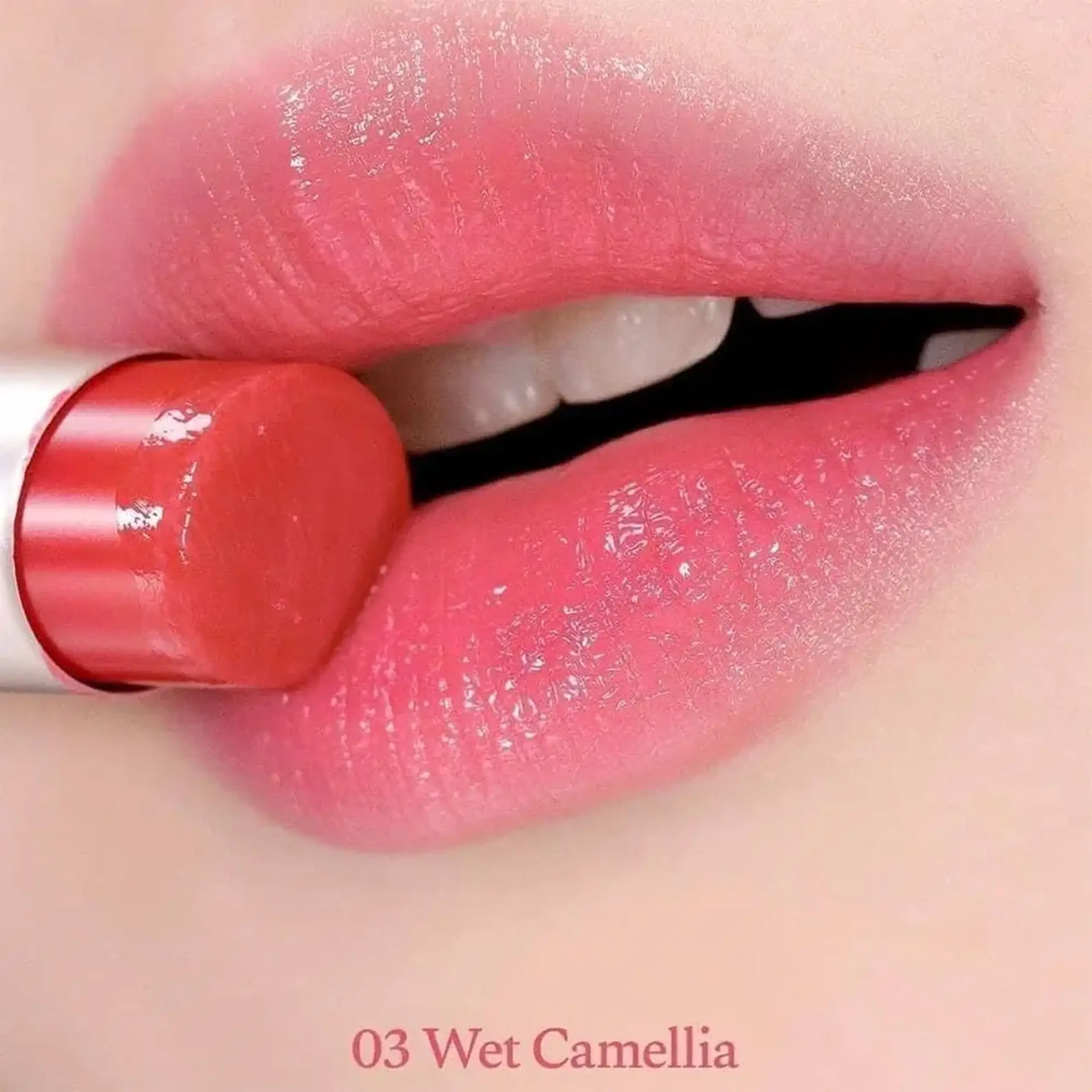 Ruj hidratant cu textură glossy BBIA Ready To Wear Water Lipstick 03 Wet Camellia #3265