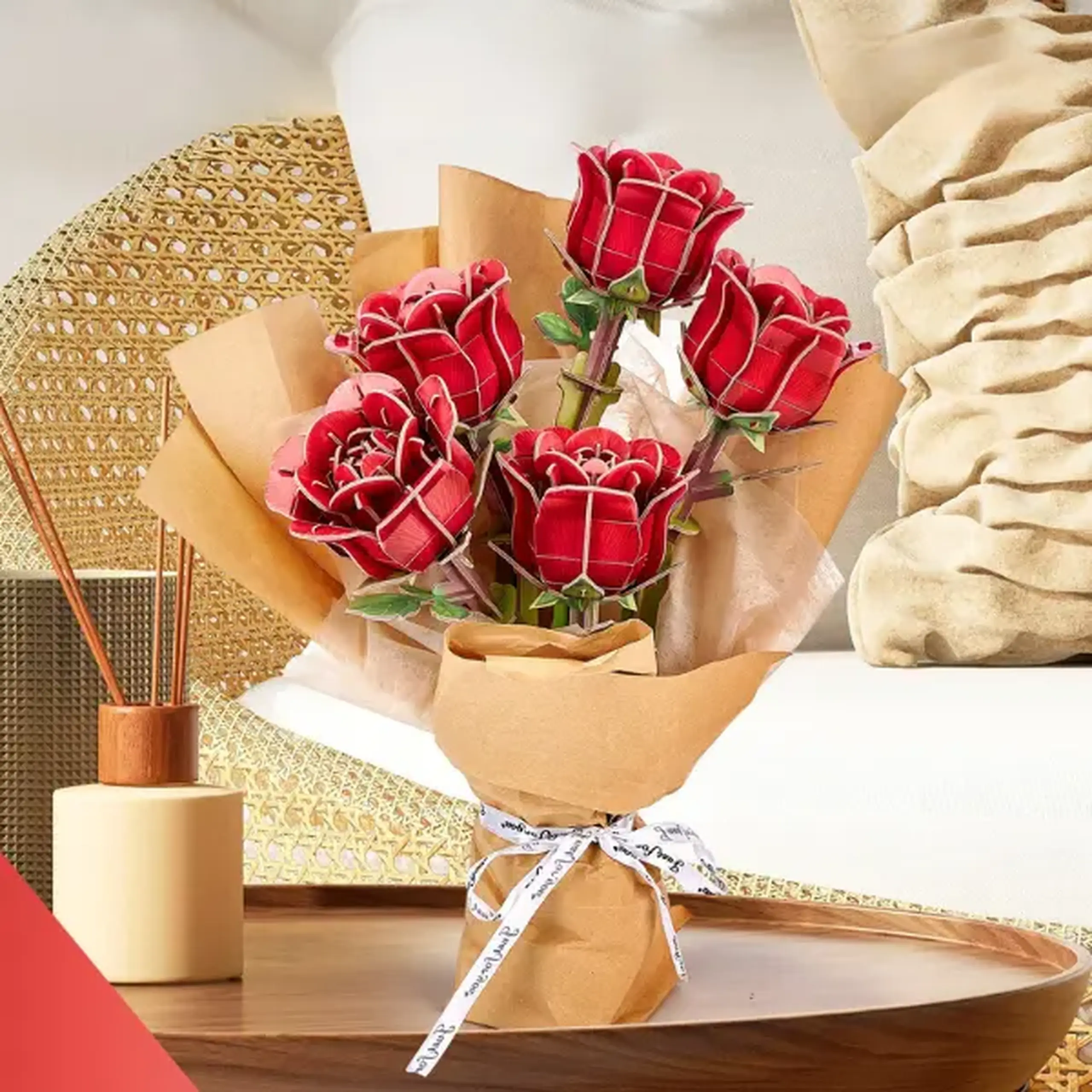 3D puzzle "Buchet de flori – Trandafiri roșii", 312 elem.
