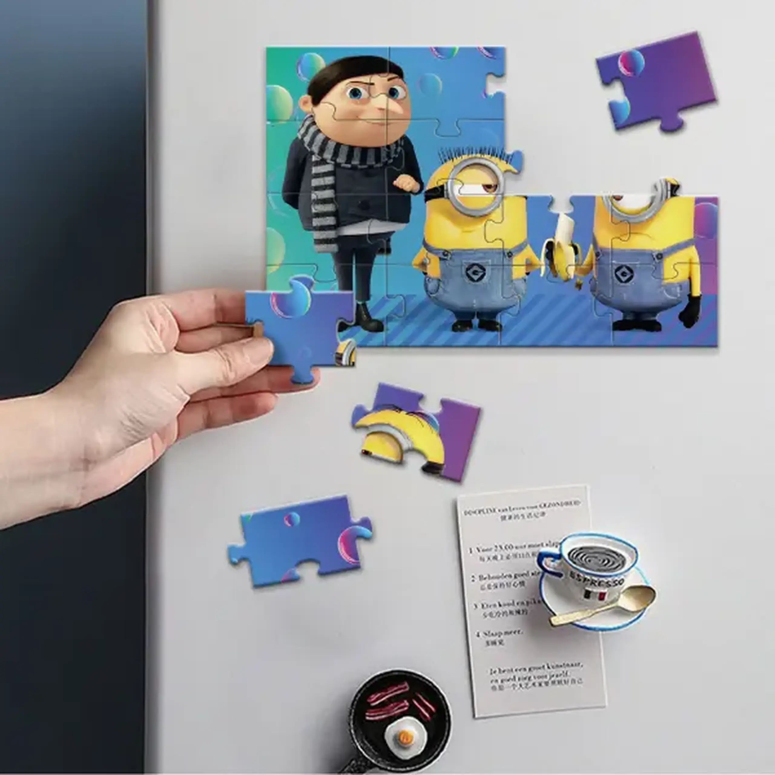 Puzzle magnetic "Copilaria lui Gru", seria Minions, 16 elem.