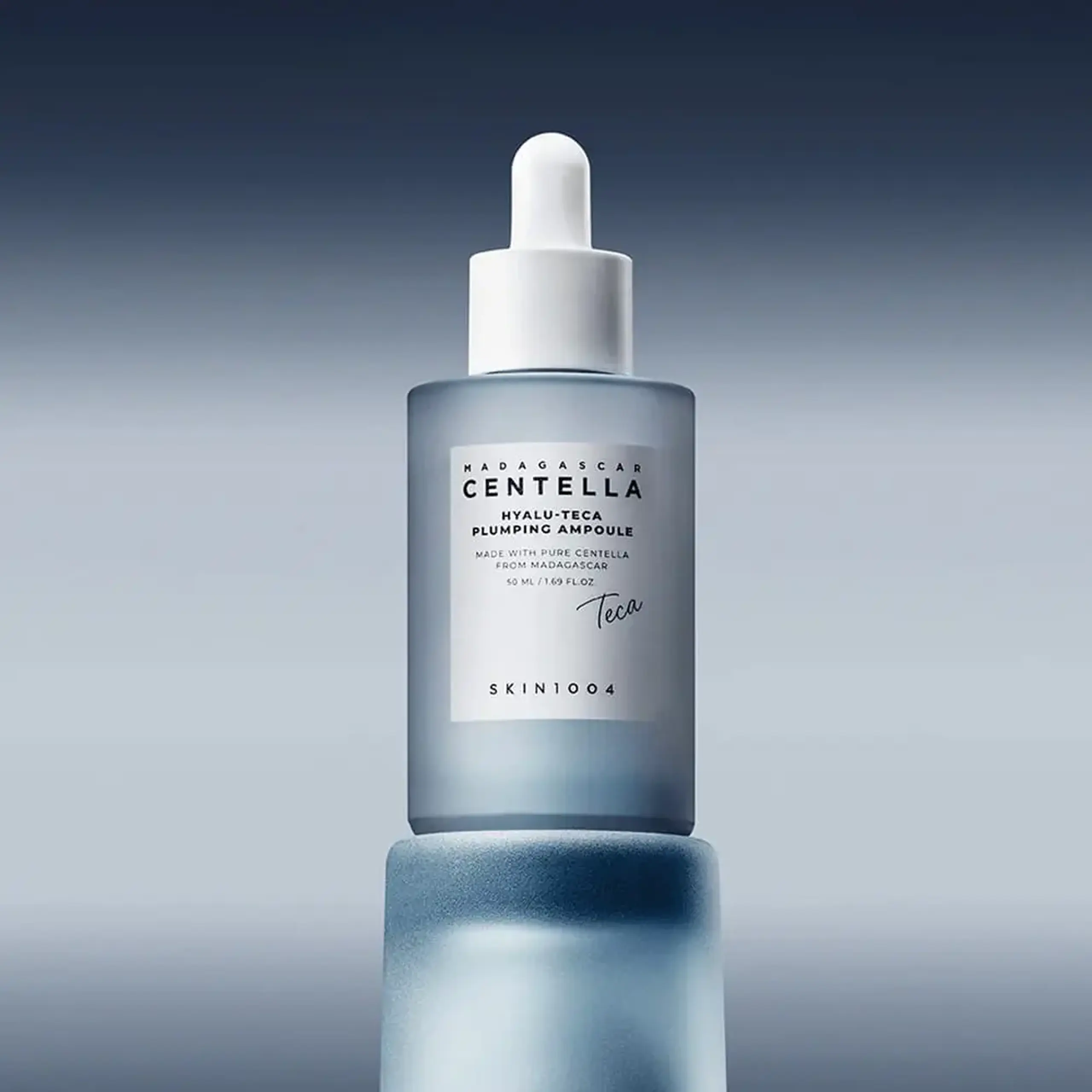 Ser -ampoulă intensiv hidratantă SKIN1004 Madagascar Centella Hyalu-Teca Plumping Ampoule 50ml