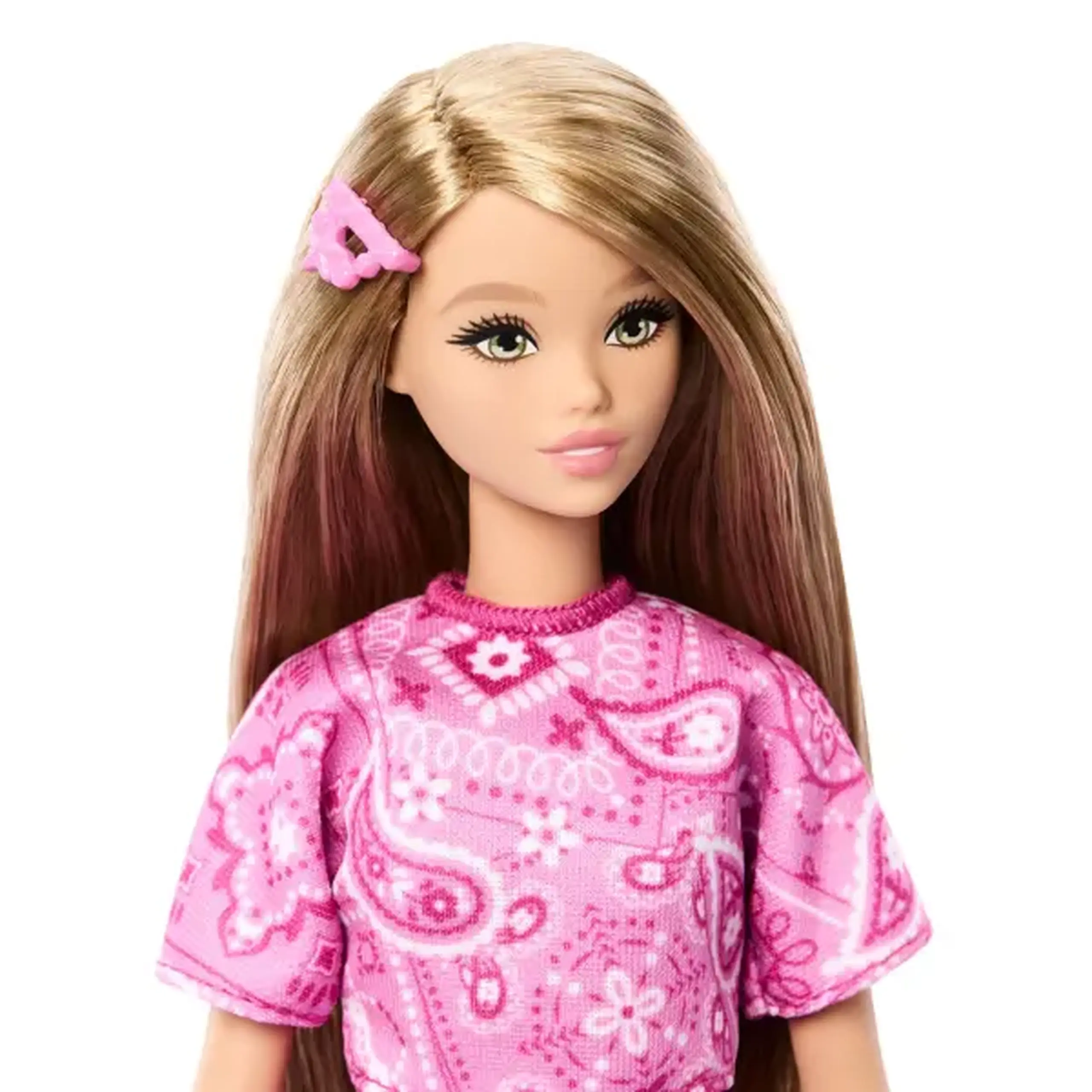 Păpușa Barbie Fashionista în ținută roz