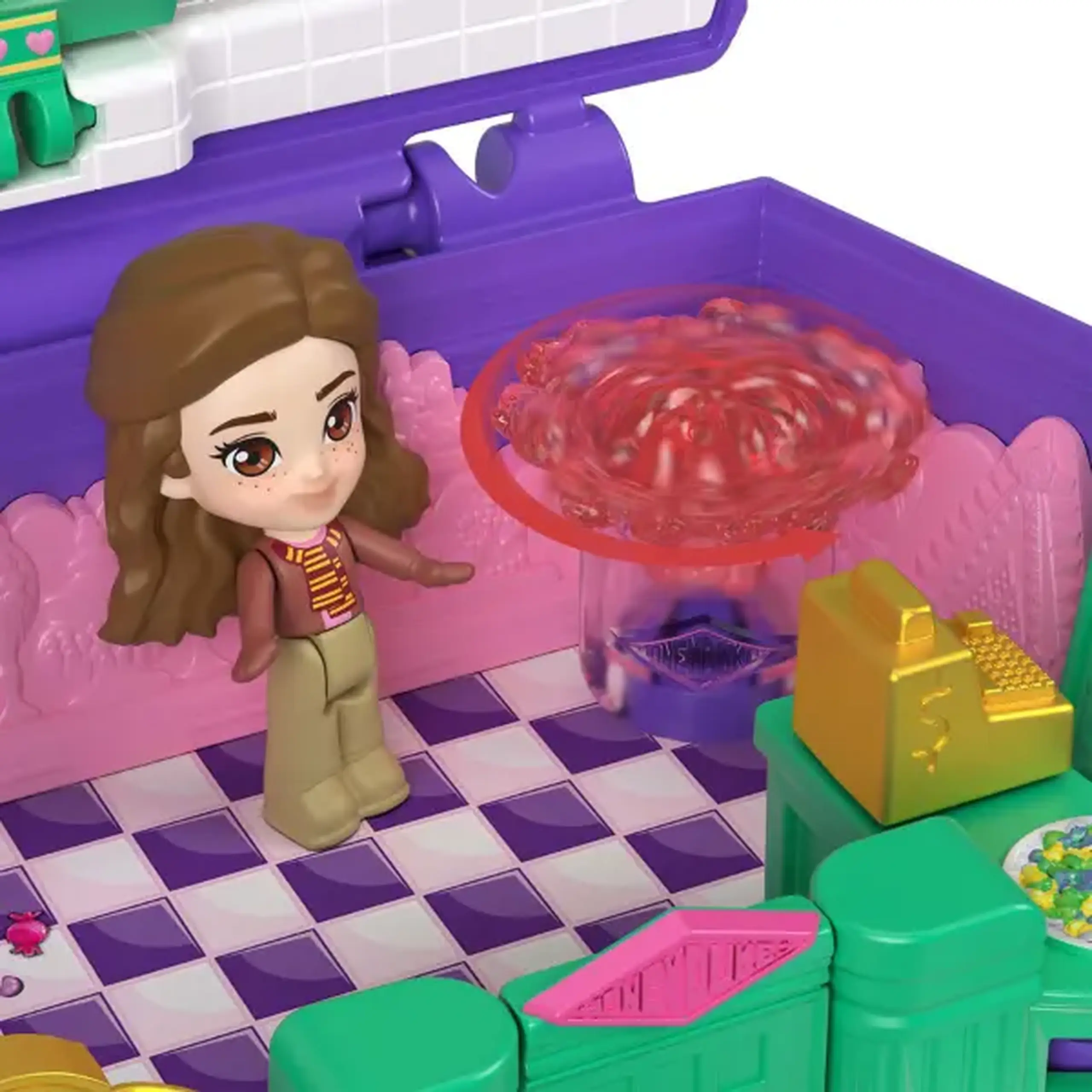 Set de joacă Polly Pocket „Harry Potter. Honeydukes” cu 3 mini-păpuși și accesorii