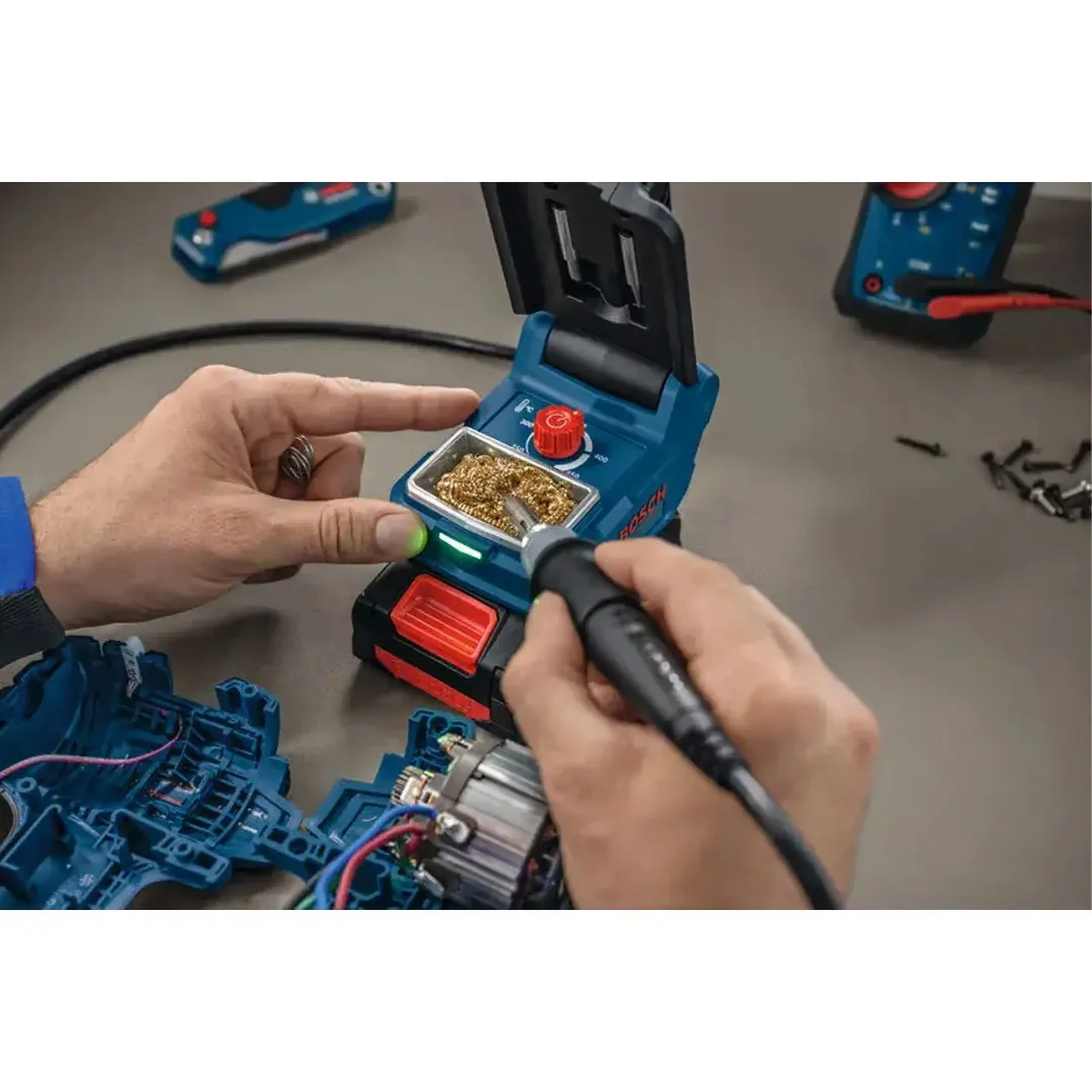 Ciocan de lipit GLK18V-450 18 V 250 - 450 °С Bosch