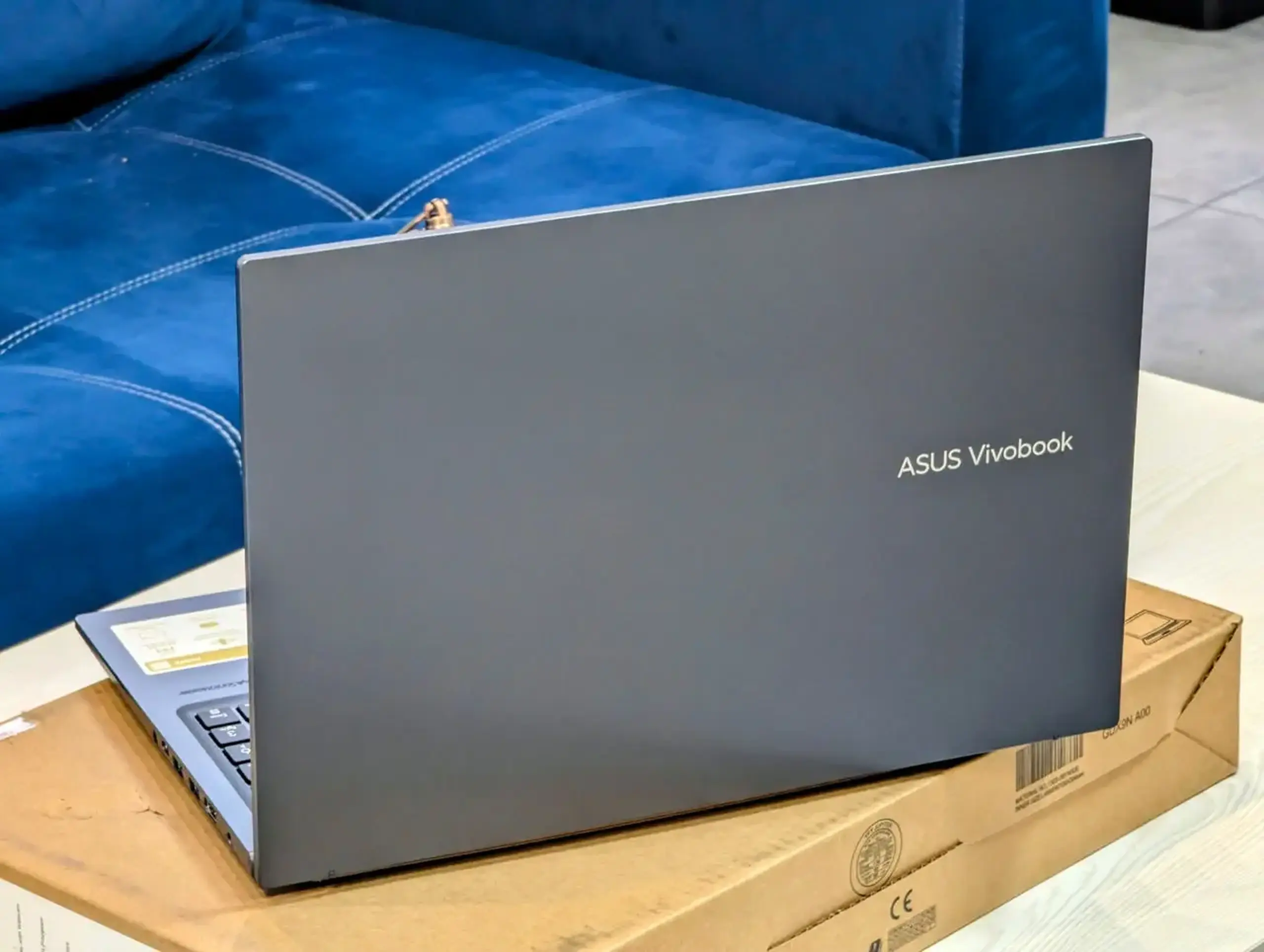 ASUS Vivobook 16 M1605X | Ryzen 9 7940HS | 16GB RAM | 1TB SSD | Radeon 780M | 16″