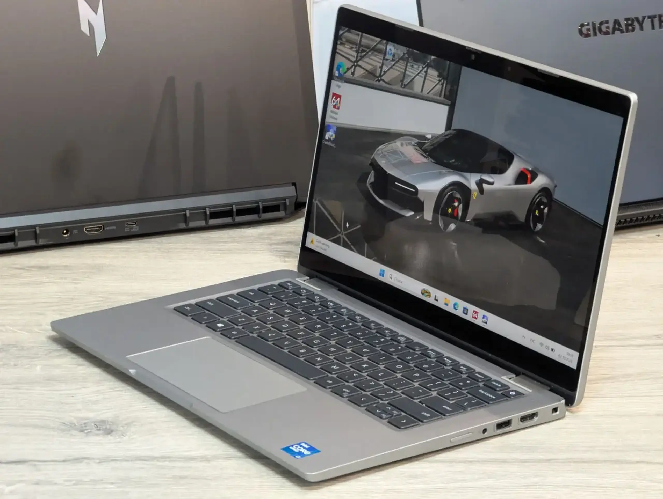Dell Latitude 5320 2-in-1 | Intel Core i7-1185G7 vPro | 16GB | 256GB | 13.3″ FHD