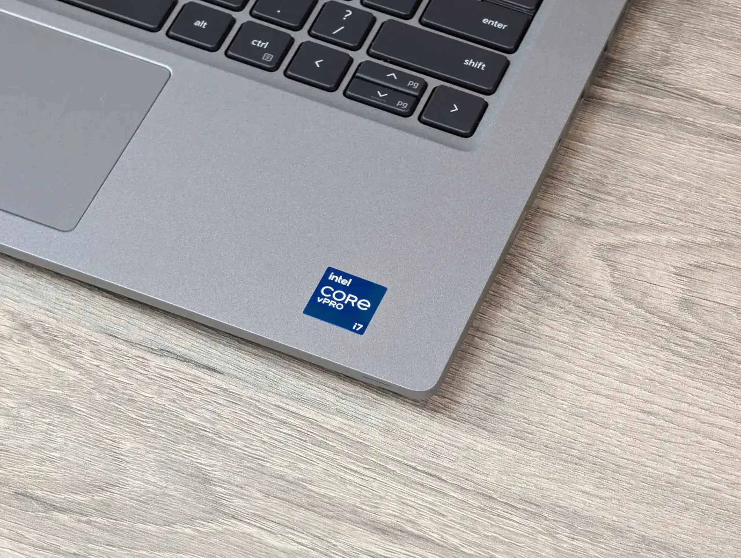 Dell Latitude 5420 | Intel Core i7-1185G7 | 16GB Ram | 256GB SSD | Iris Xe | 14″ Full HD