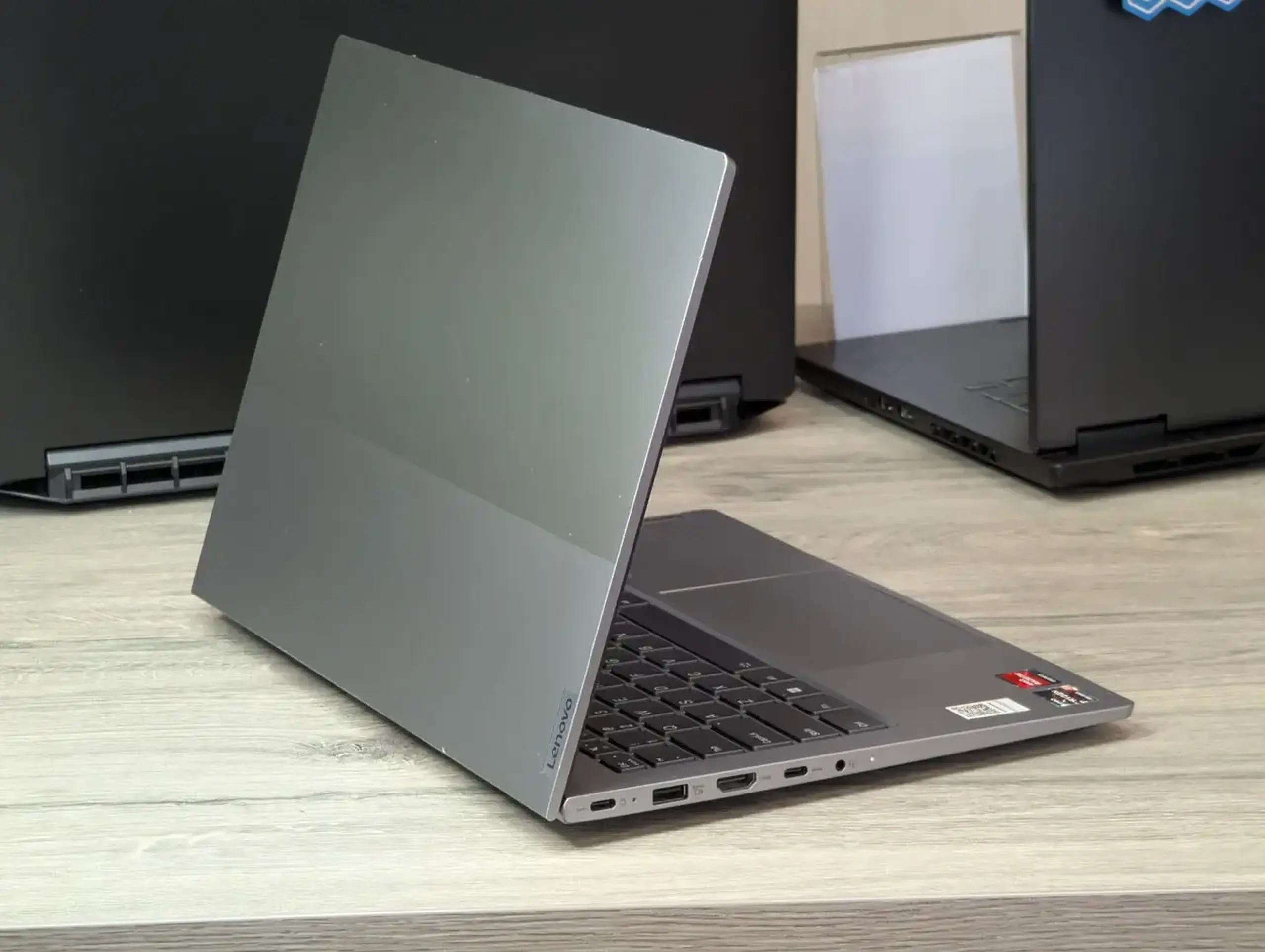 Lenovo ThinkBook 14 G2 ITL | i5-1135G7 | 16GB RAM | SSD 512GB | 14″ Full HD Touch