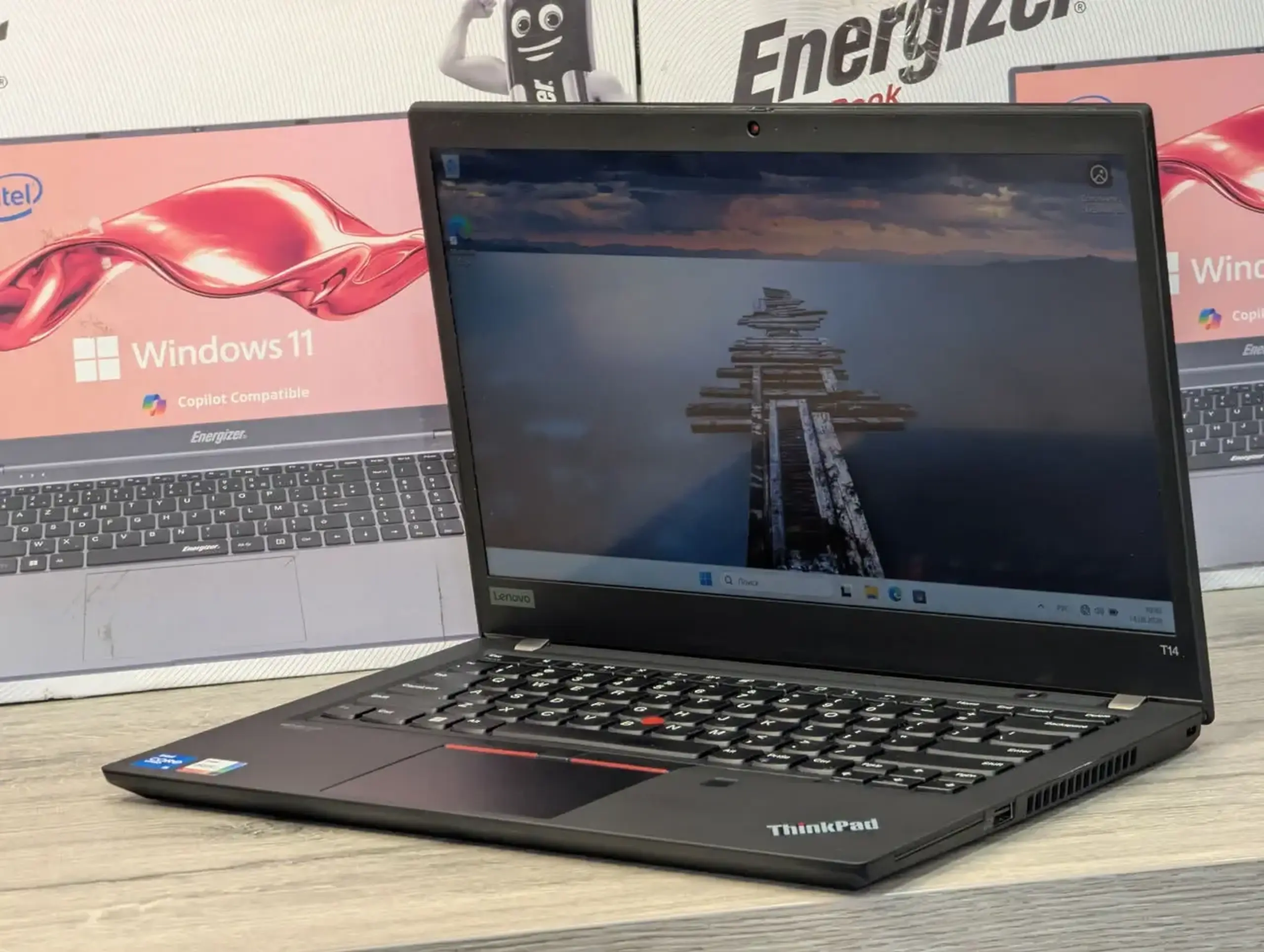 Lenovo ThinkPad T14 Gen 2 | i5-1145G7 vPro | 16GB RAM | SSD 512GB | 14″ IPS | Grade A