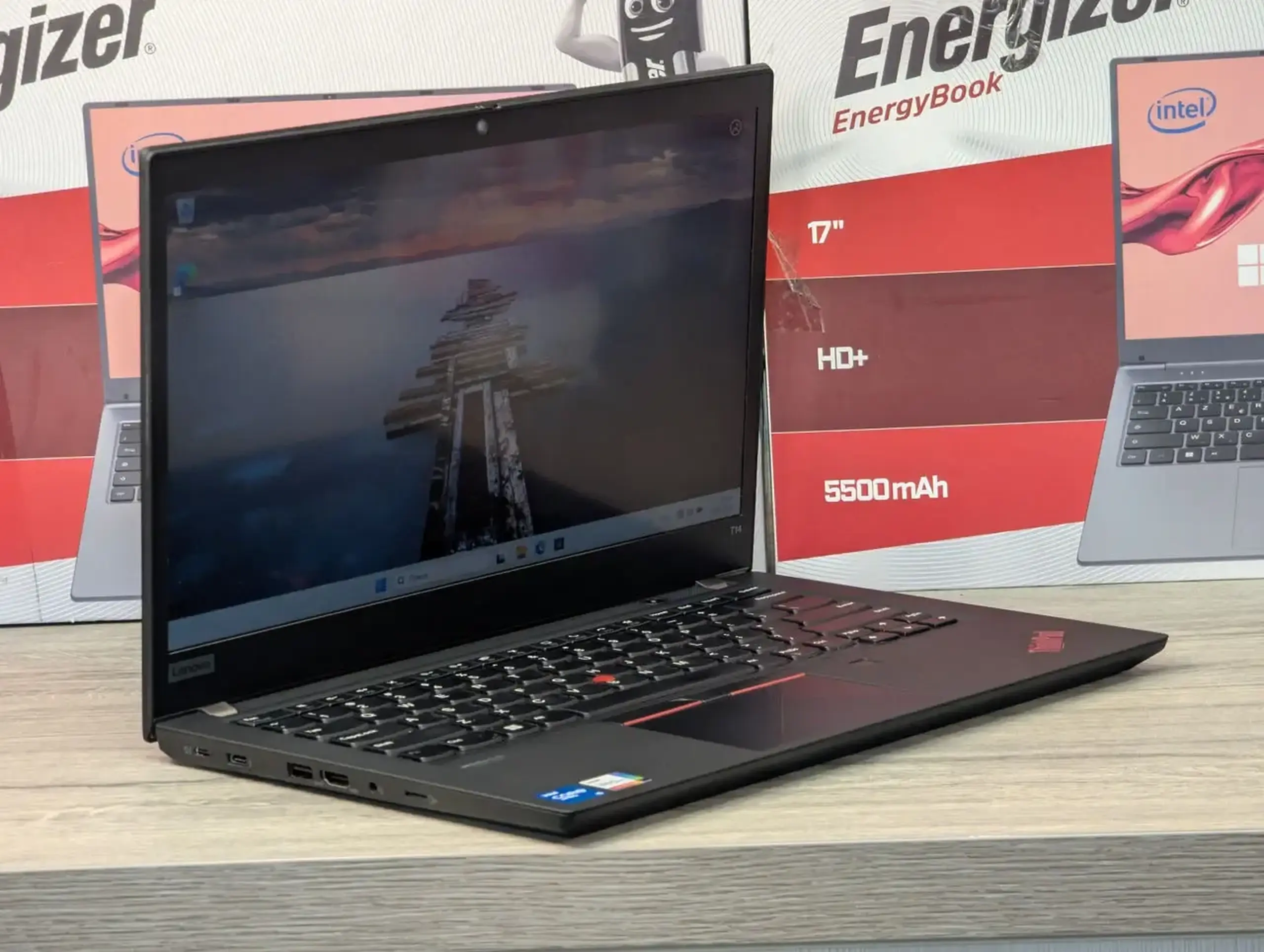 Lenovo ThinkPad T14 Gen 2 | i5-1145G7 vPro | 16GB RAM | SSD 512GB | 14″ IPS | Grade A