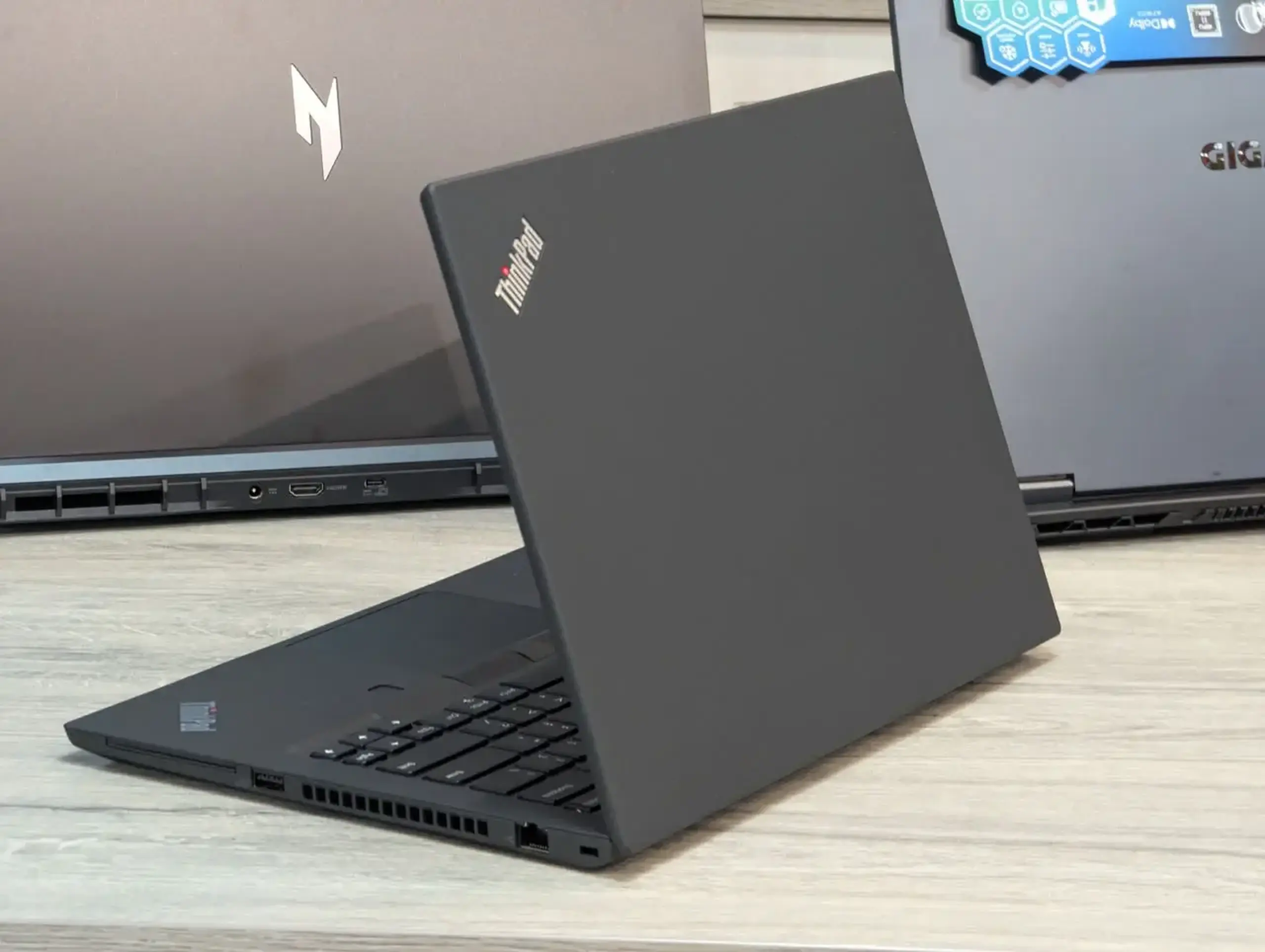 Lenovo ThinkPad T14 Gen 2 | Ryzen 5 PRO 5650U | 16GB RAM | SSD 512GB | 14″ Full HD IPS