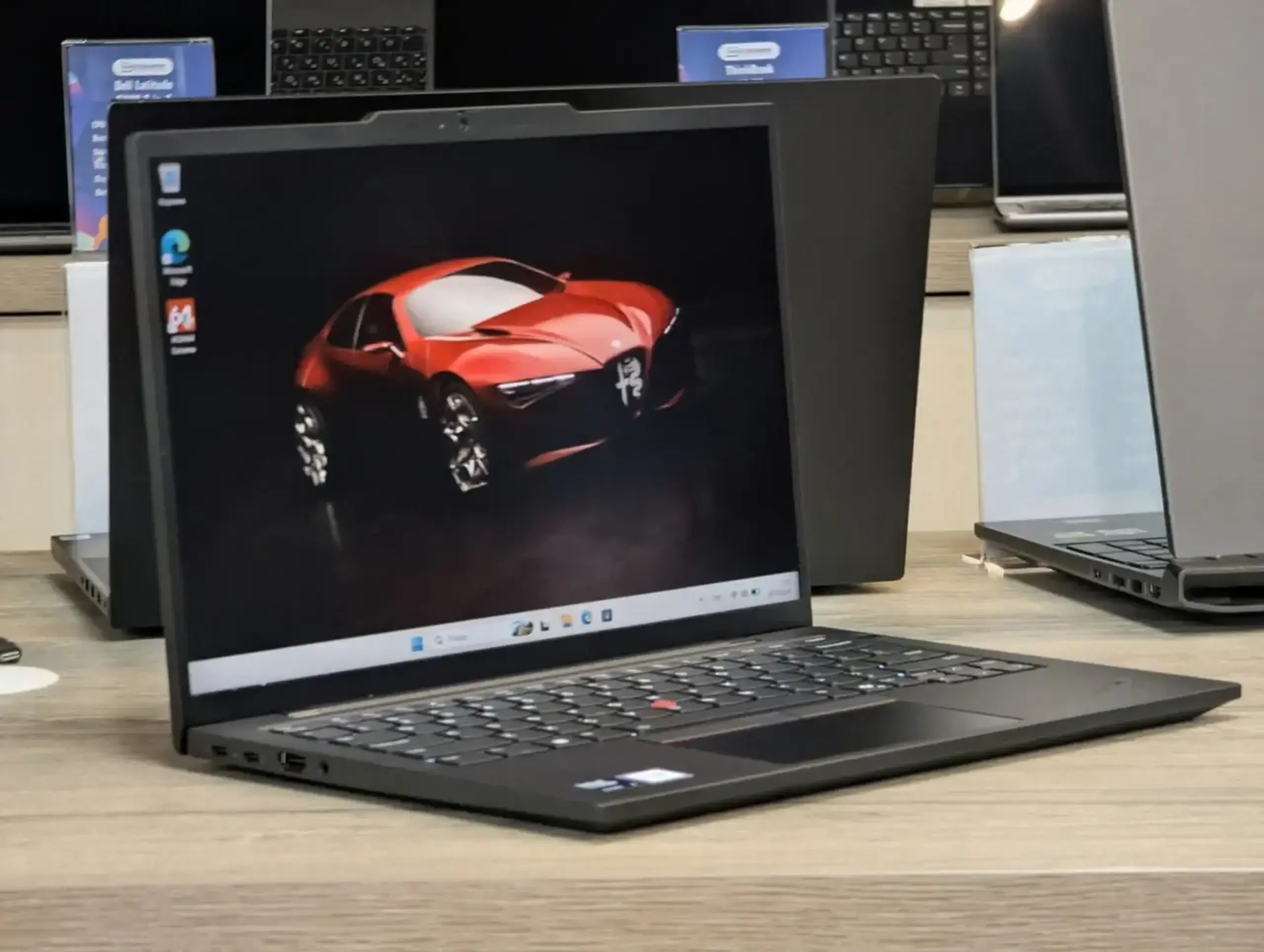 Lenovo ThinkPad T14s Gen 5 | Ultra 7 155U | 32GB Ram | 512GB