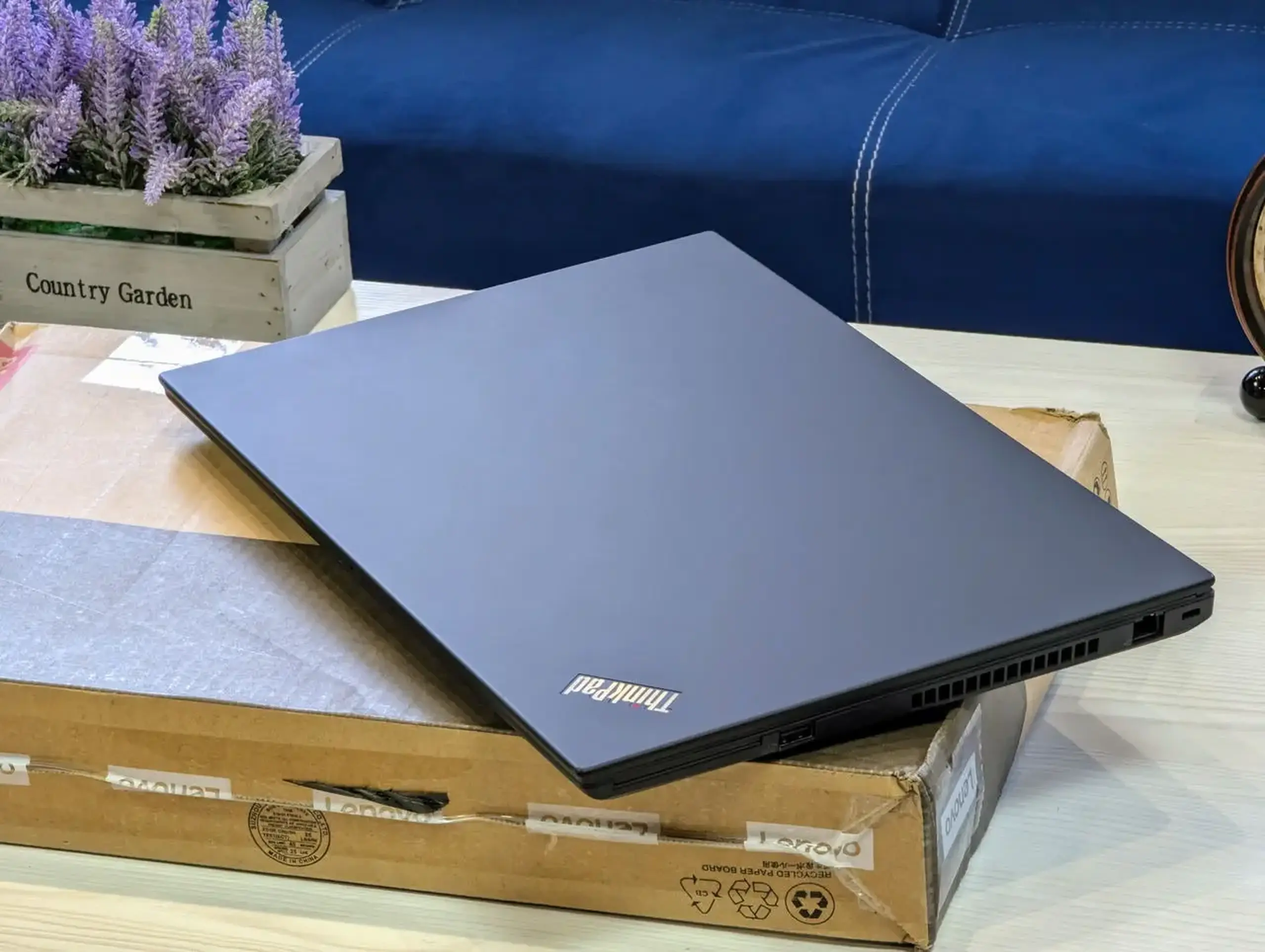 Lenovo ThinkPad T15 Gen 1 | i7-10610U | 16GB | SSD 1TB | NVIDIA MX330 | 15,6″ 4K